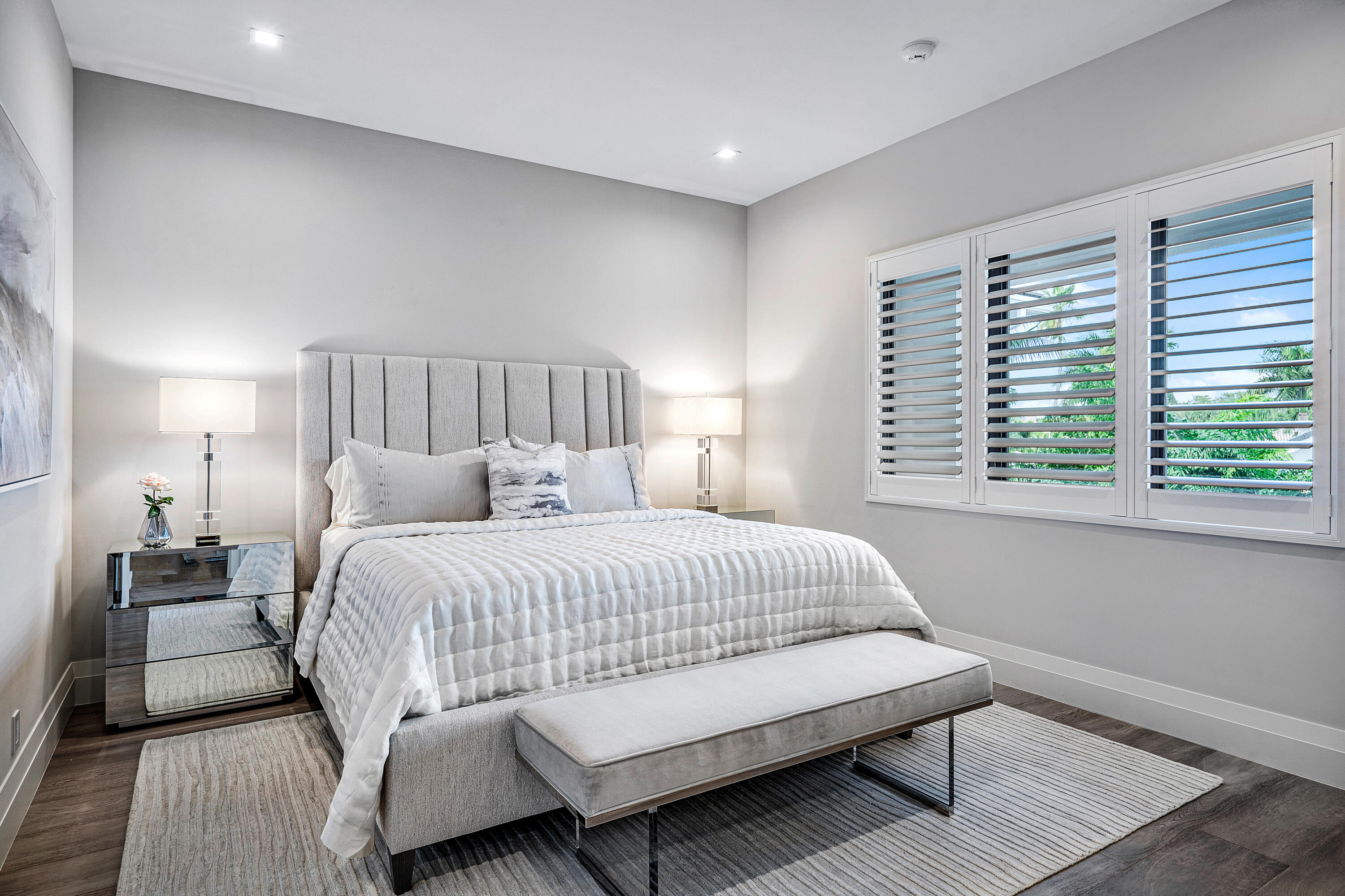 DEVON PLACE - Residential