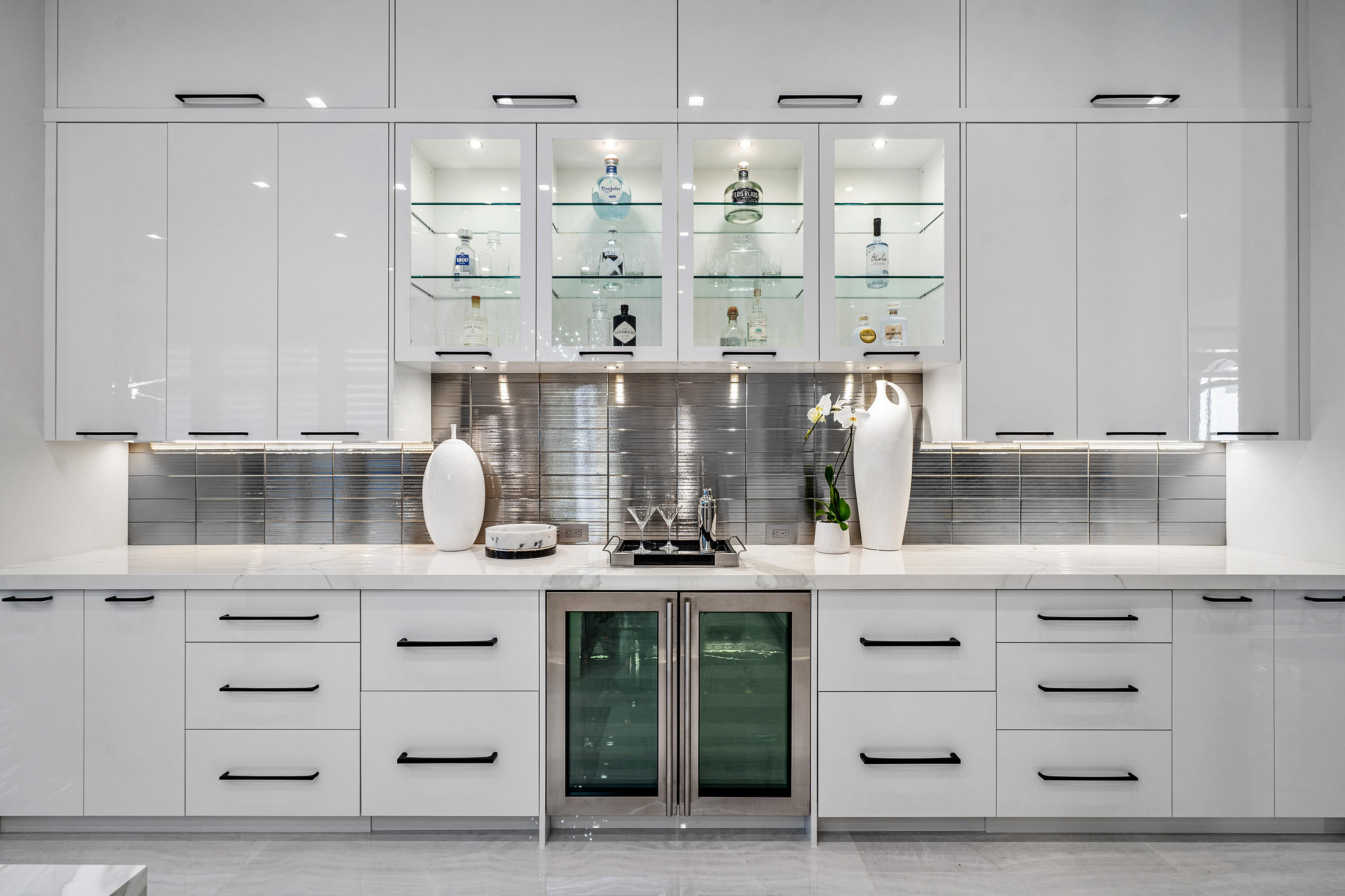 DEVON PLACE - Residential