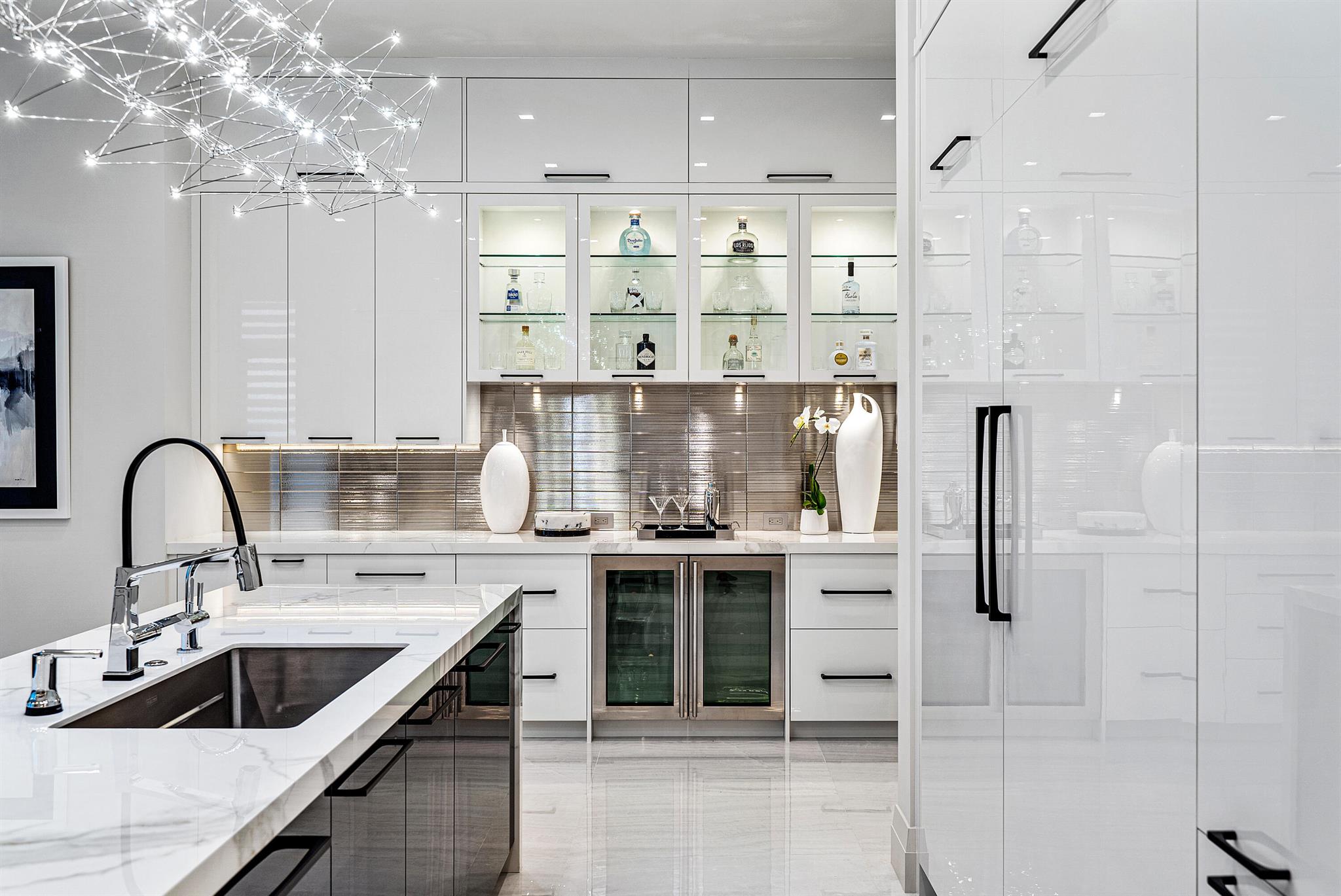 DEVON PLACE - Residential