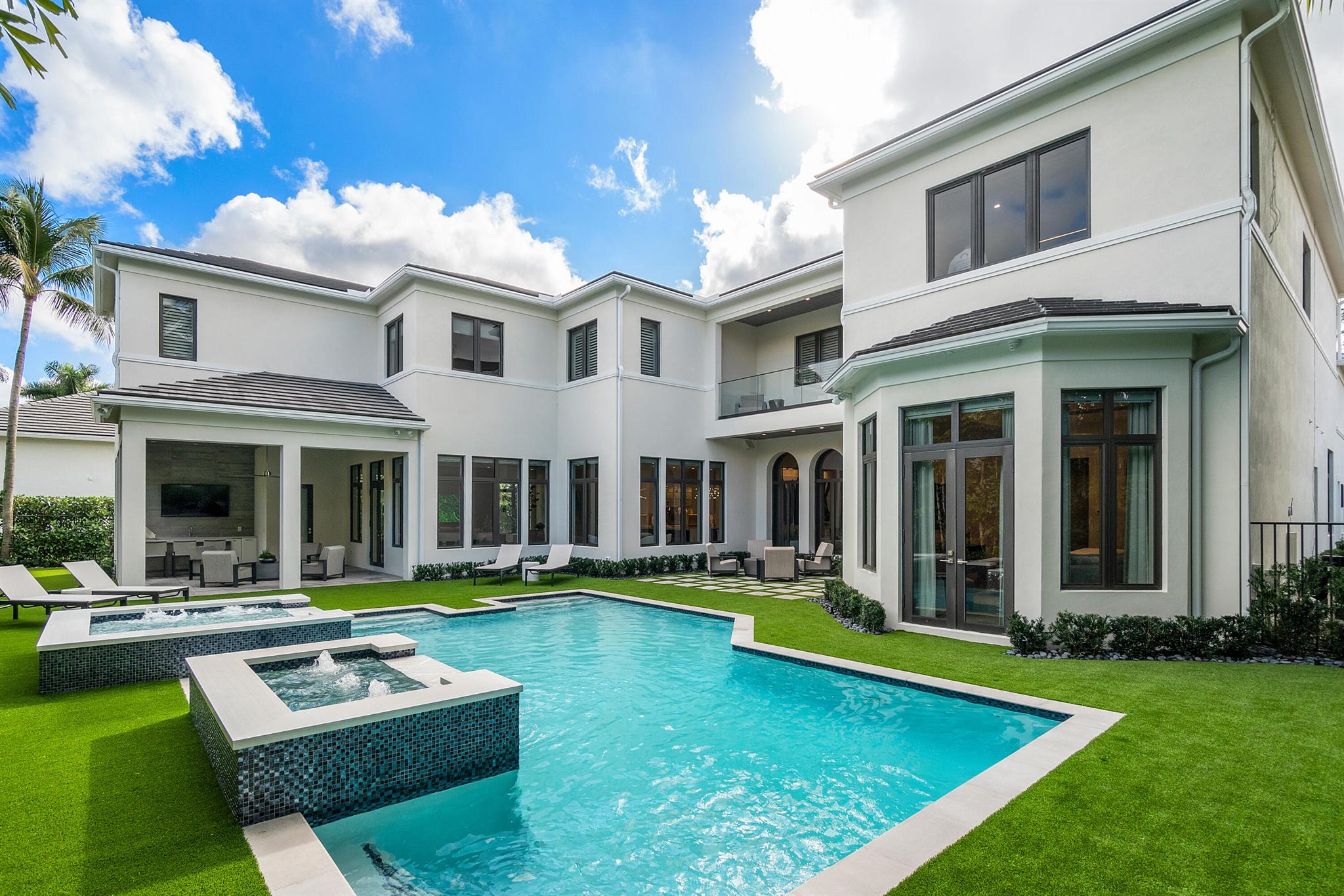 DEVON PLACE - Residential