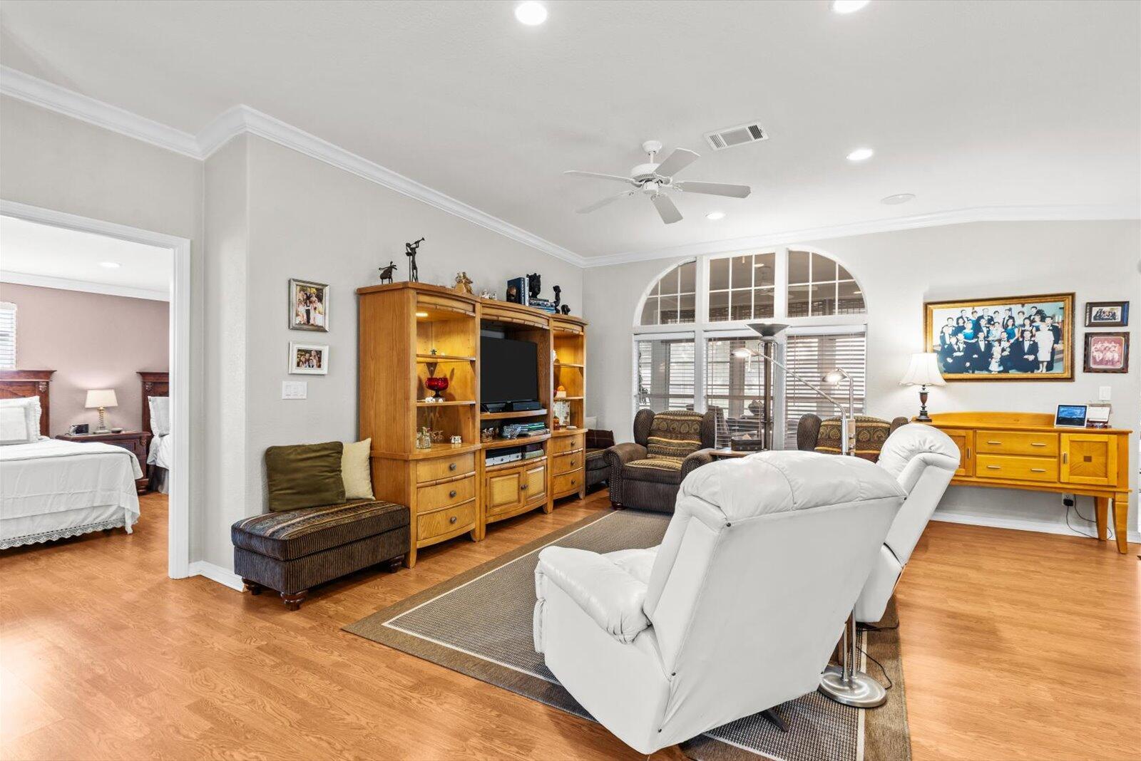 EAGLE'S RETREAT AT SAVANN - Residential