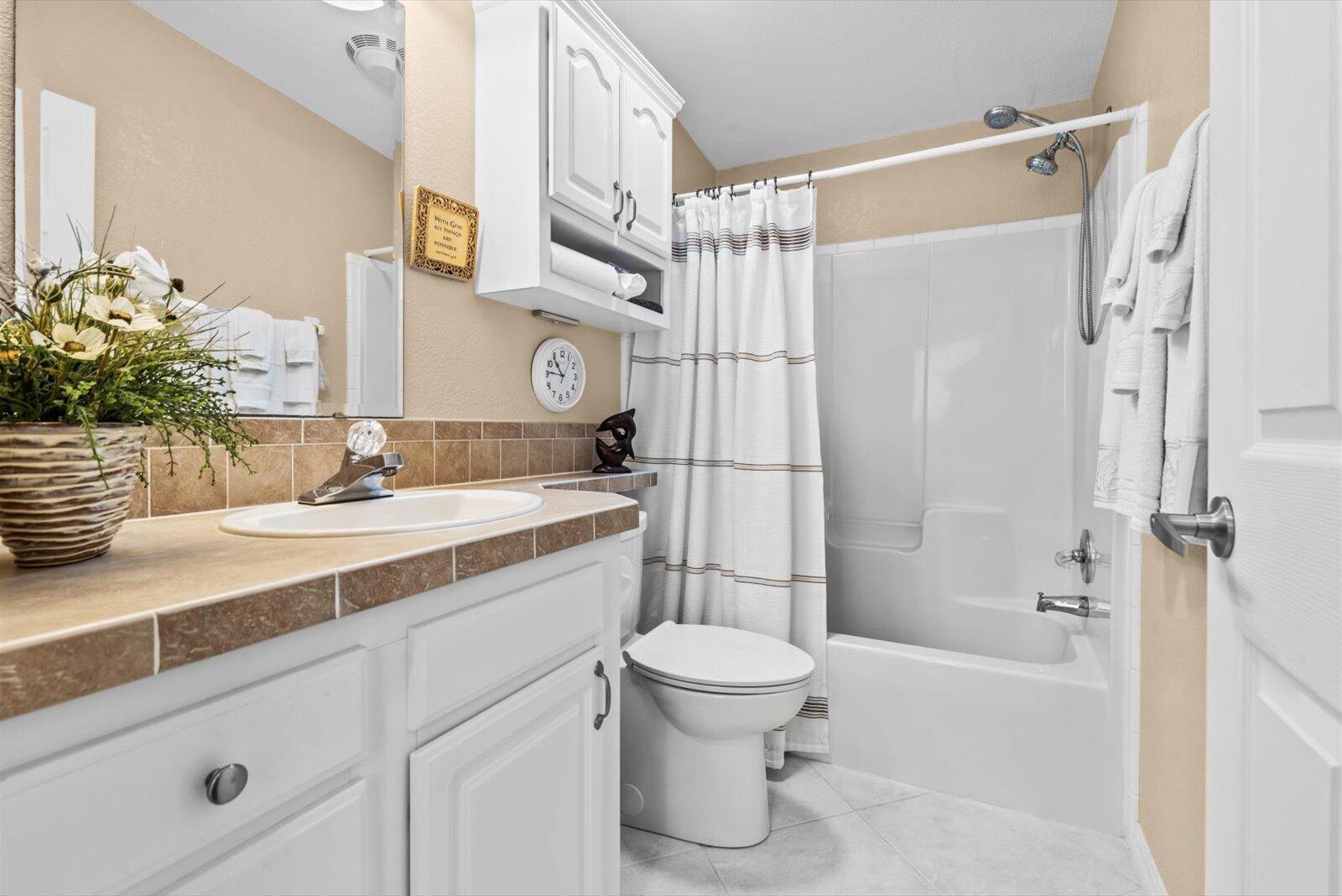 EAGLE'S RETREAT AT SAVANN - Residential