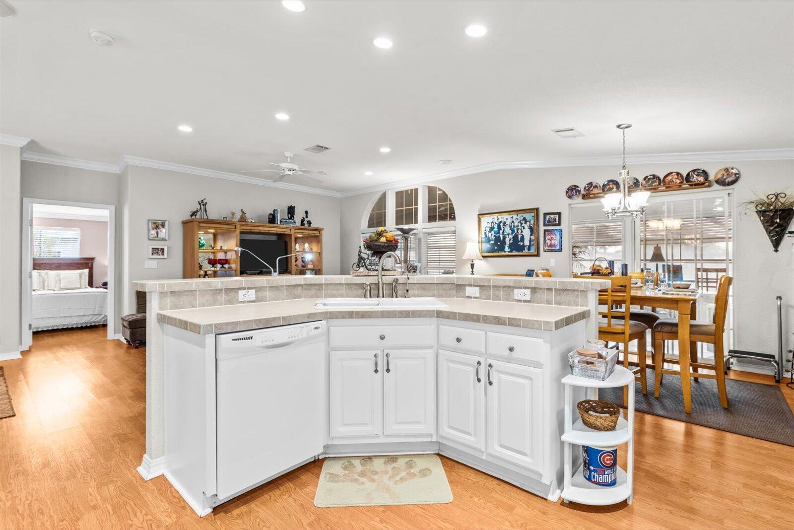 EAGLE'S RETREAT AT SAVANN - Residential