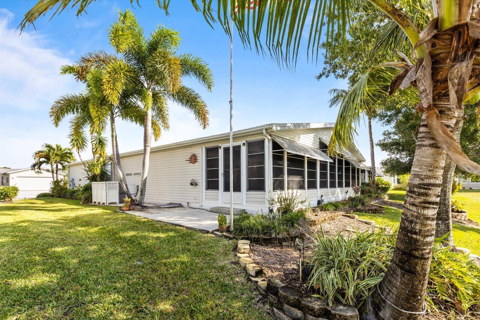 EAGLE'S RETREAT AT SAVANN - Residential