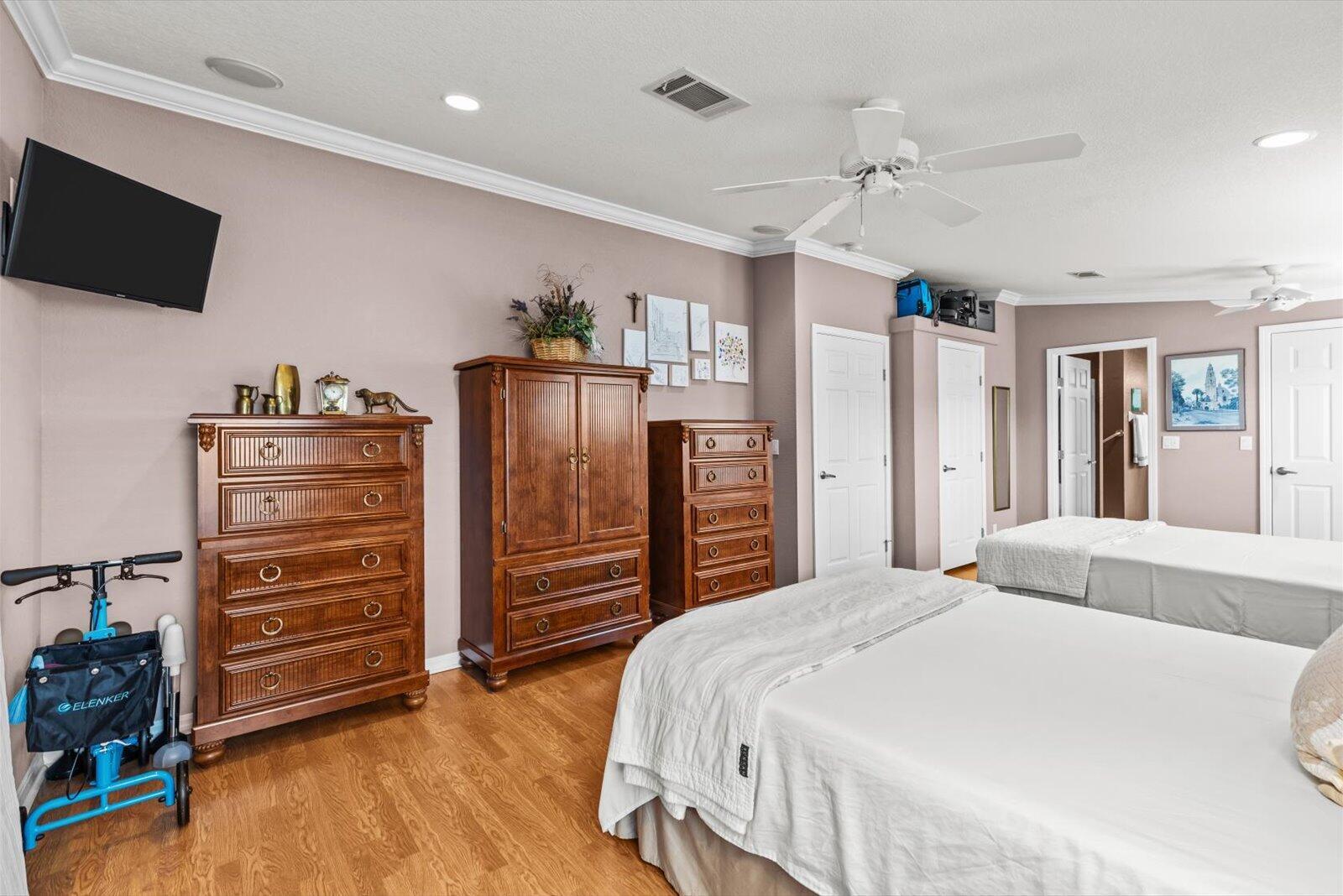 EAGLE'S RETREAT AT SAVANN - Residential