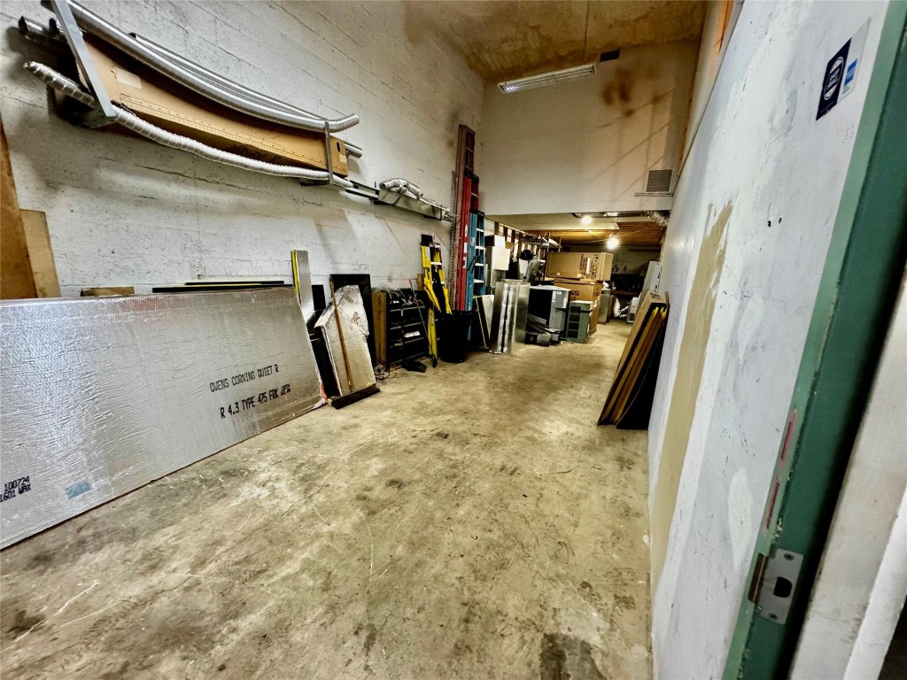 1791 Blount Road 607