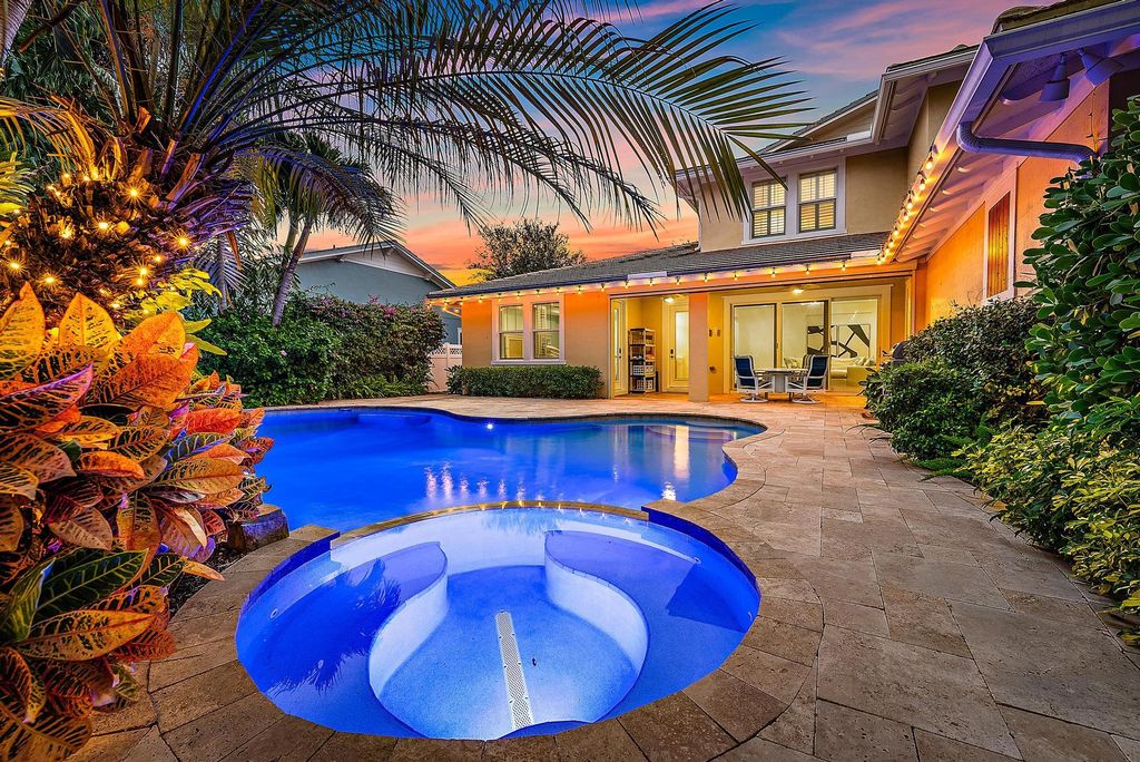 Photo of 2702 W Mallory Boulevard, Jupiter, FL 33458 (MLS # R10943435)