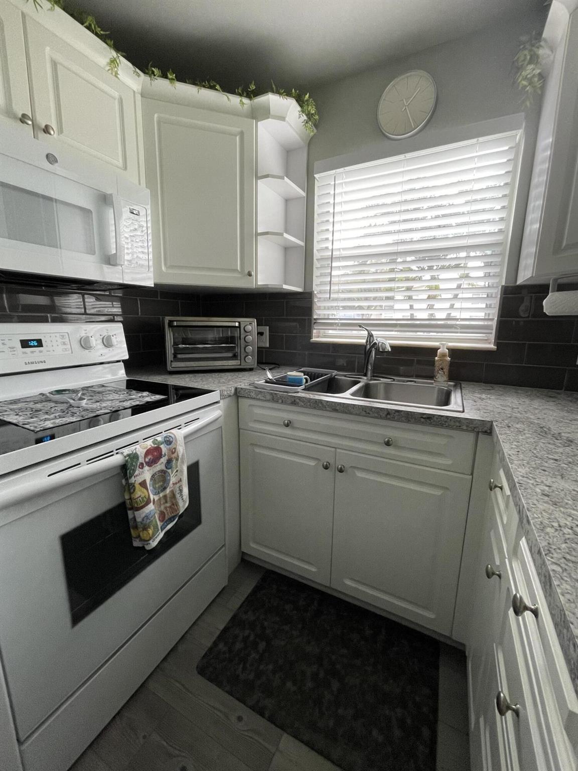 NEWPORT K CONDO - Residential