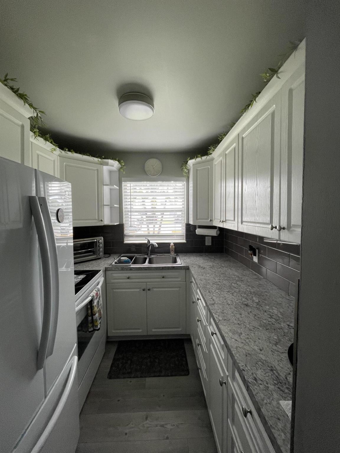 NEWPORT K CONDO - Residential