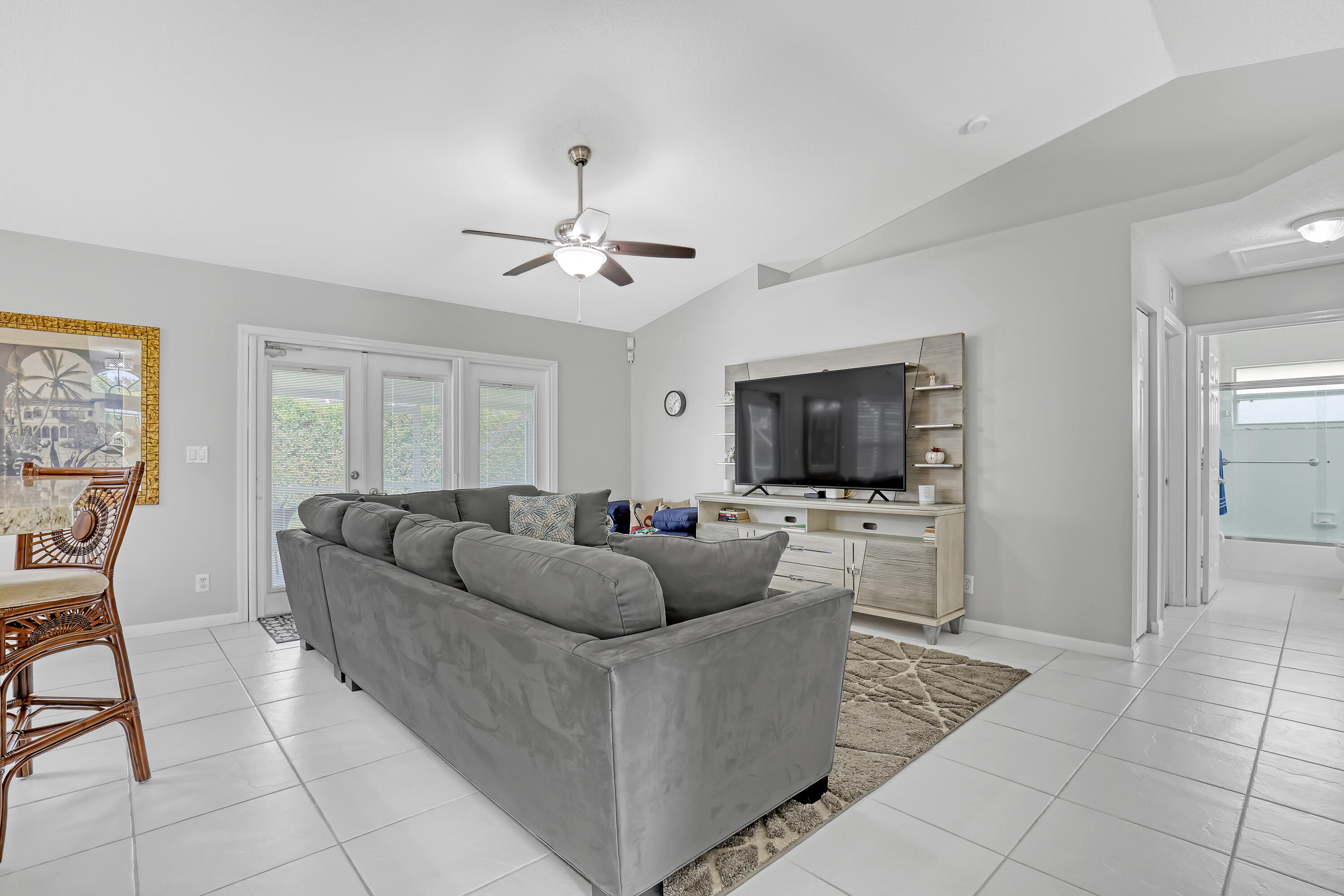 ESTATES OF ROYAL PALM BEACH 3 - Residential Lease