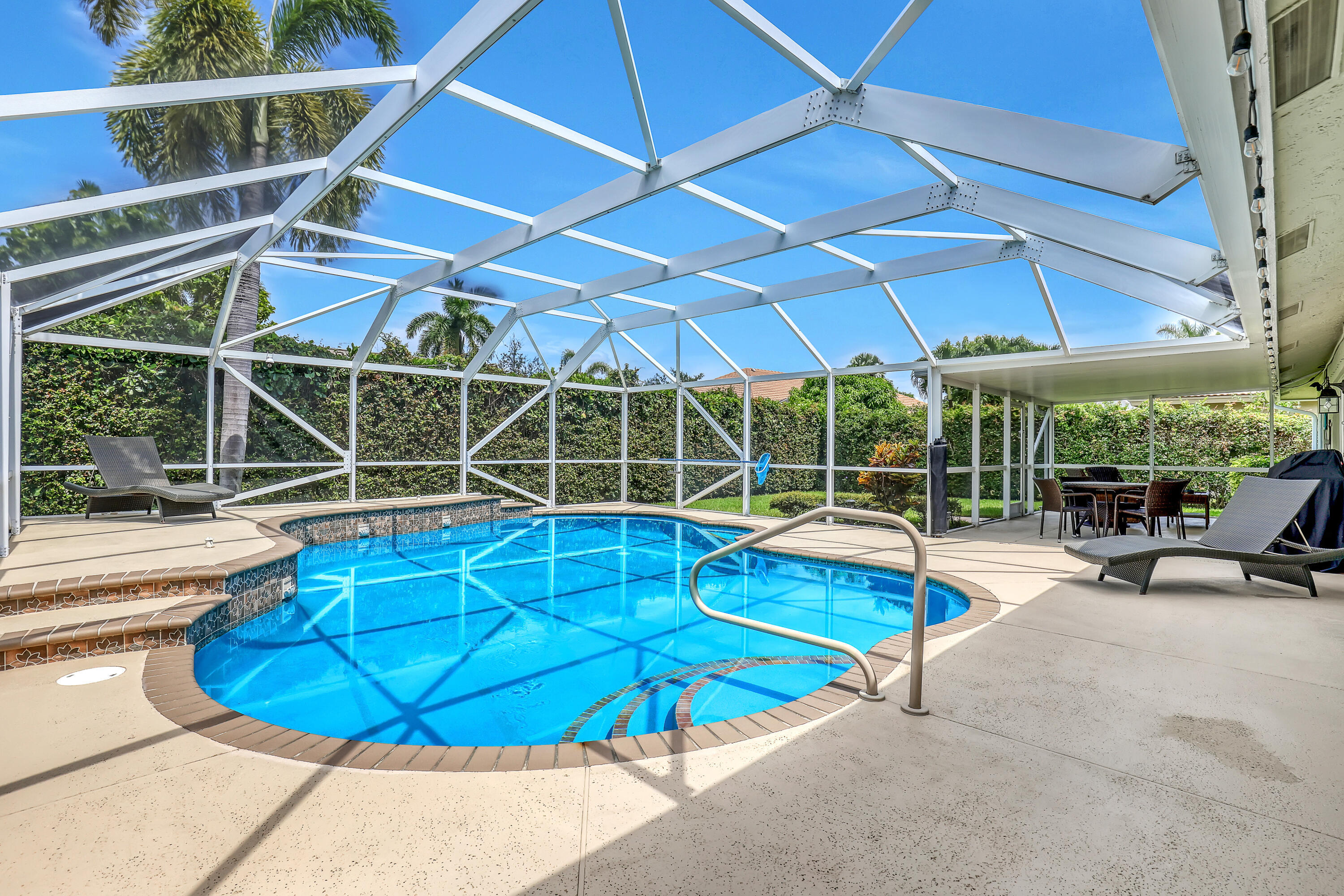 ESTATES OF ROYAL PALM BEACH 3 - Residential Lease