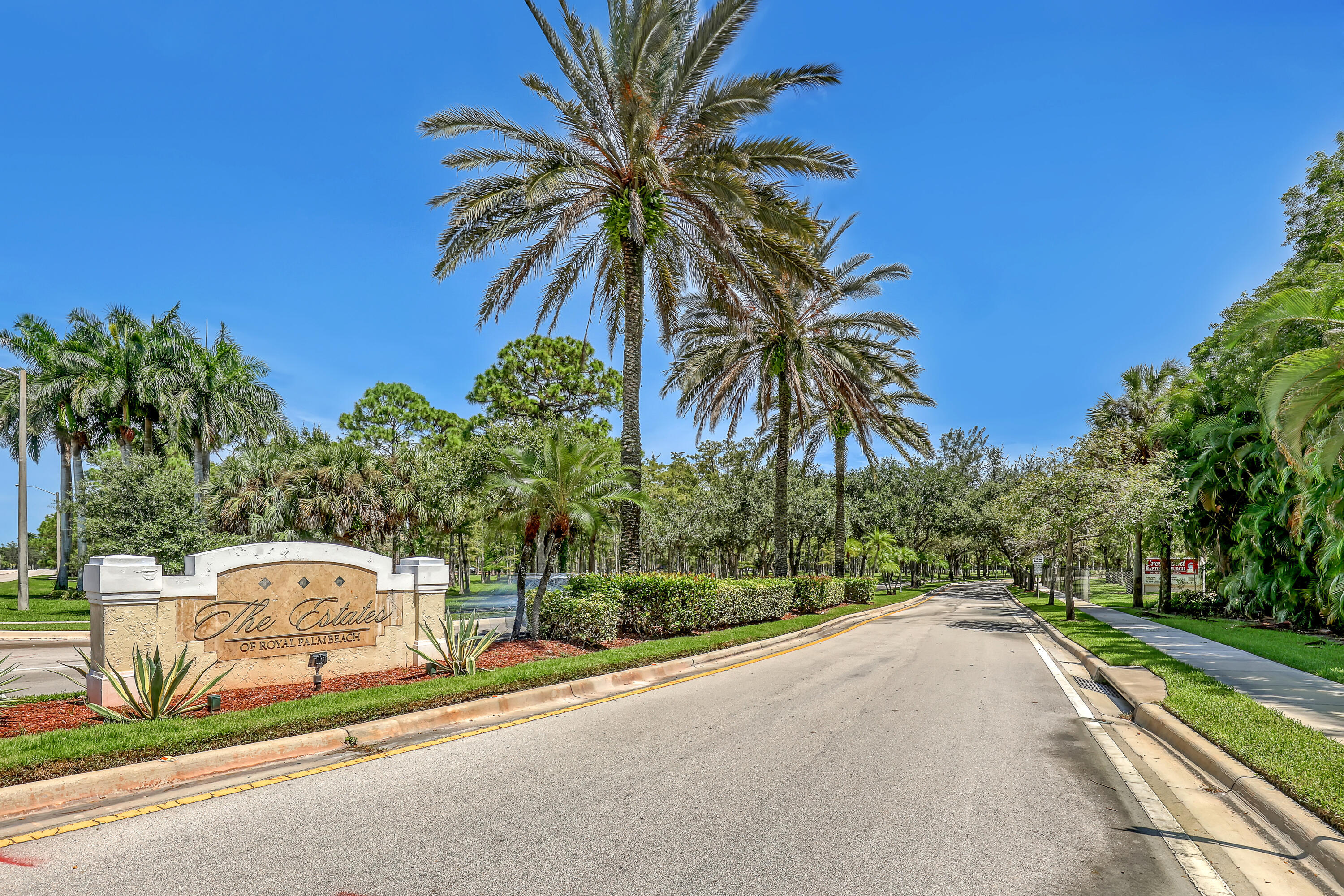 ESTATES OF ROYAL PALM BEACH 3 - Residential Lease