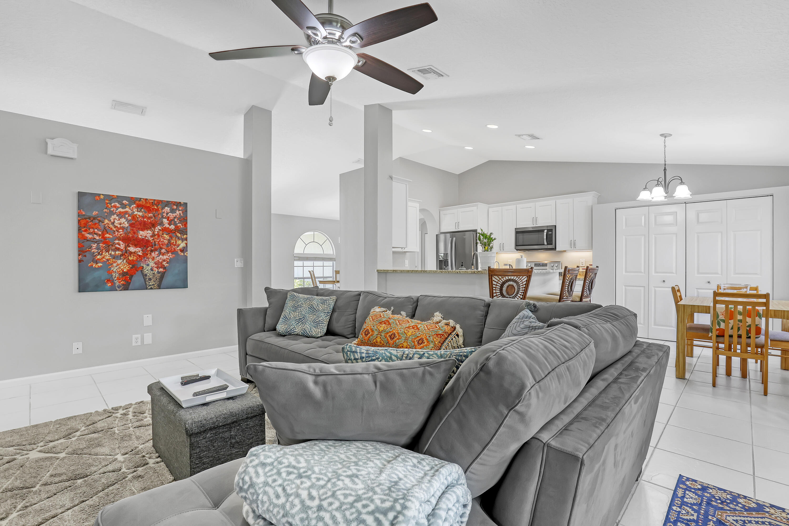 ESTATES OF ROYAL PALM BEACH 3 - Residential Lease
