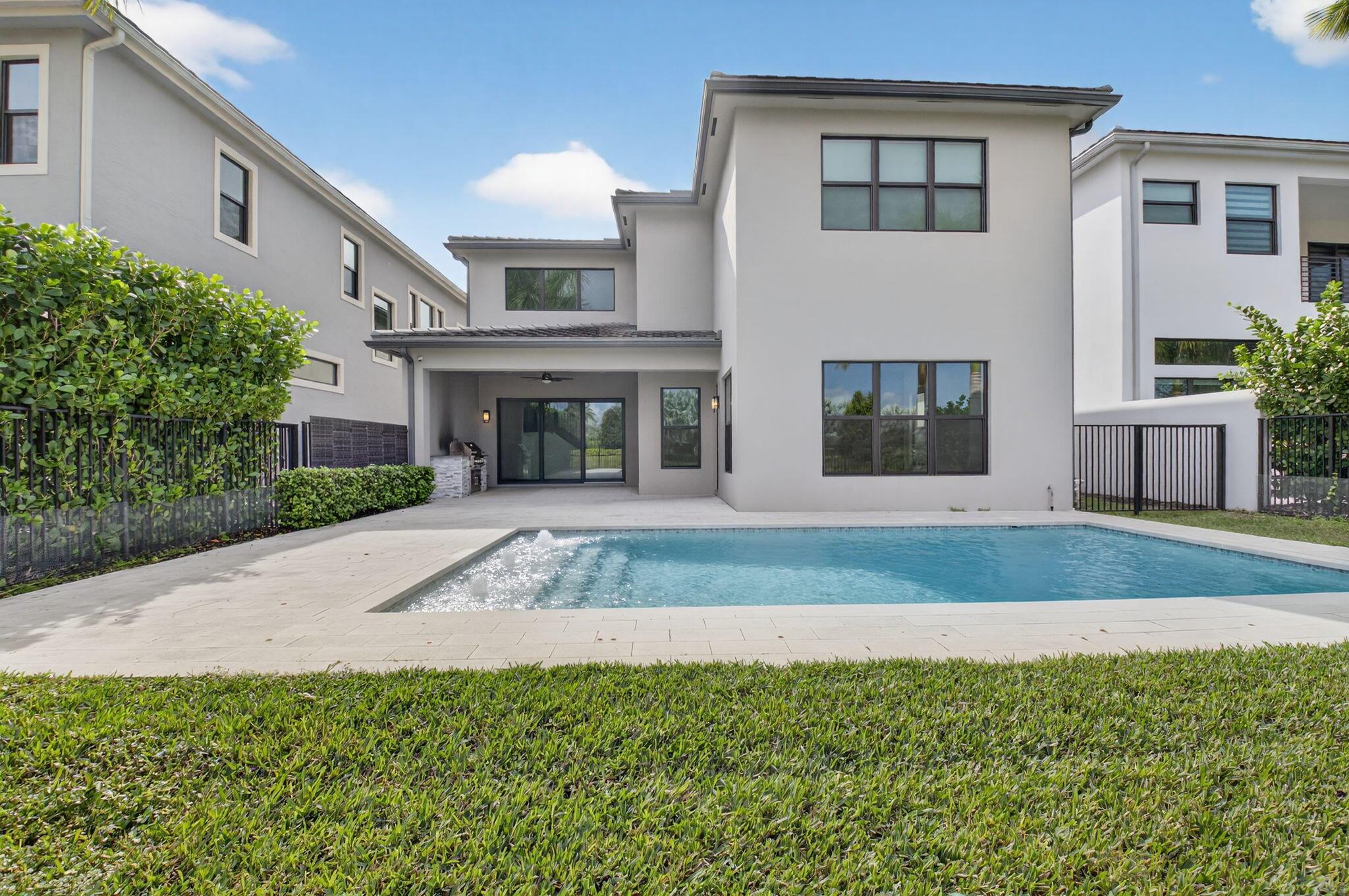 BOCA BRIDGES - Residential