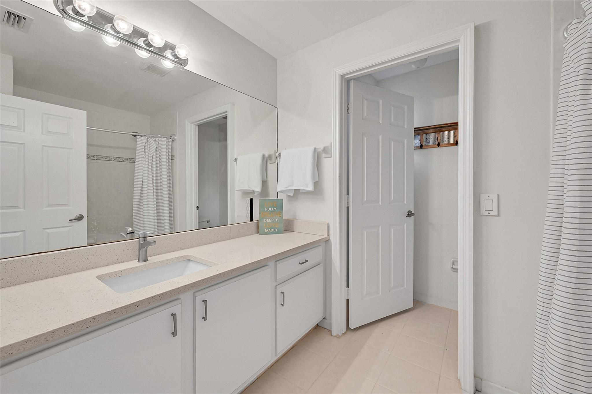 Wyndham Lakes North 158-2 - Residential