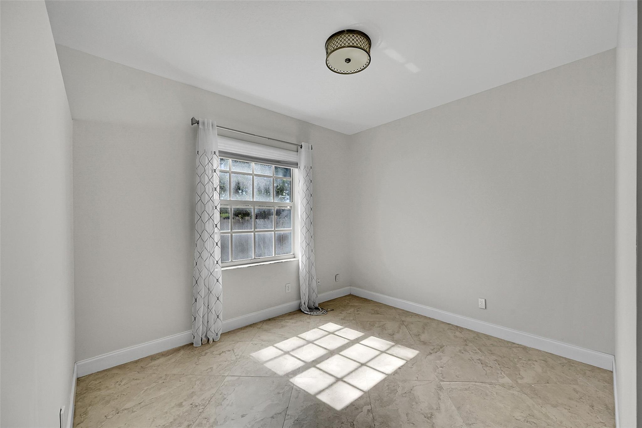 Wyndham Lakes North 158-2 - Residential