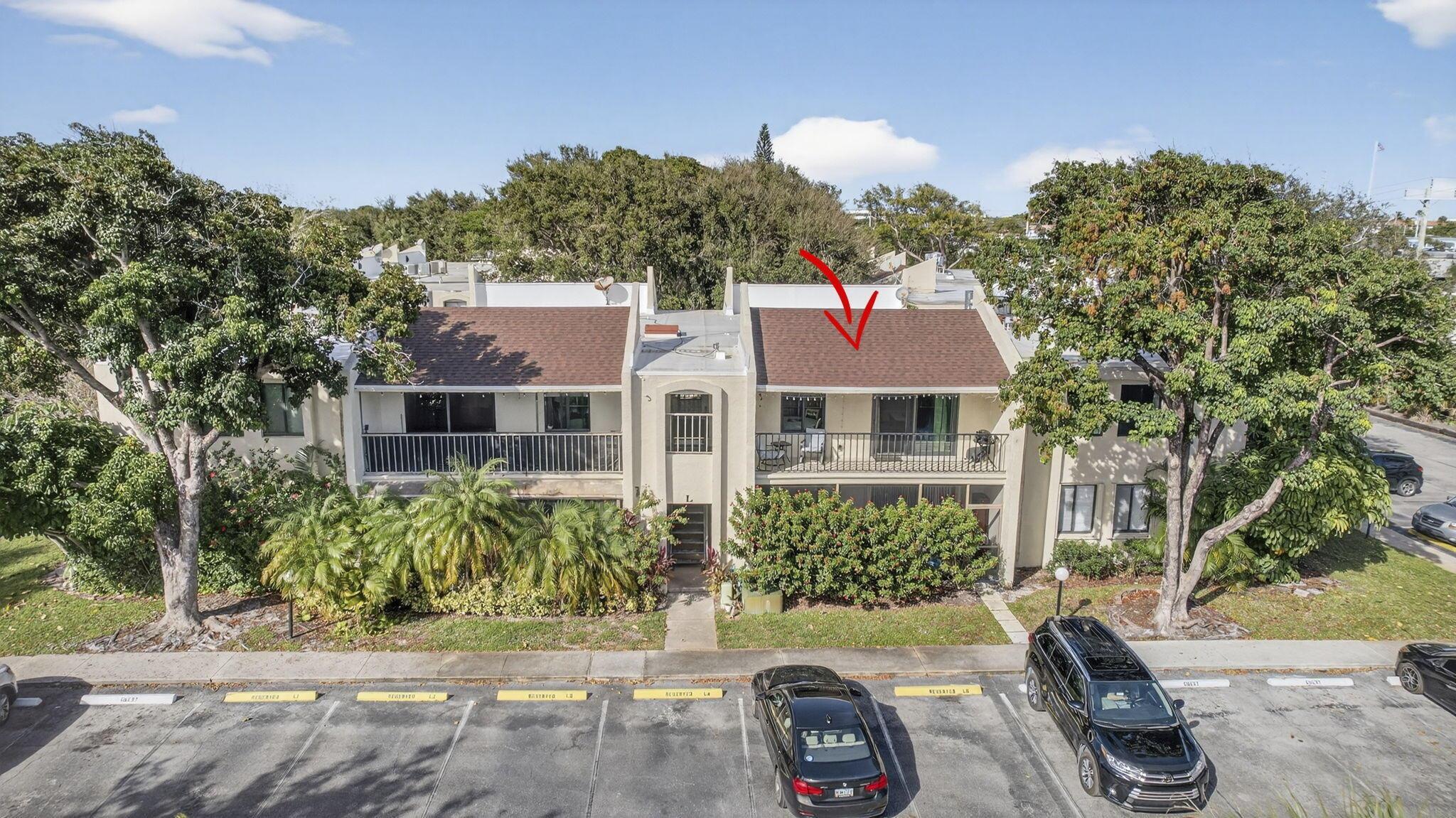 PINES OF JUPITER/TEQUESTA - Residential