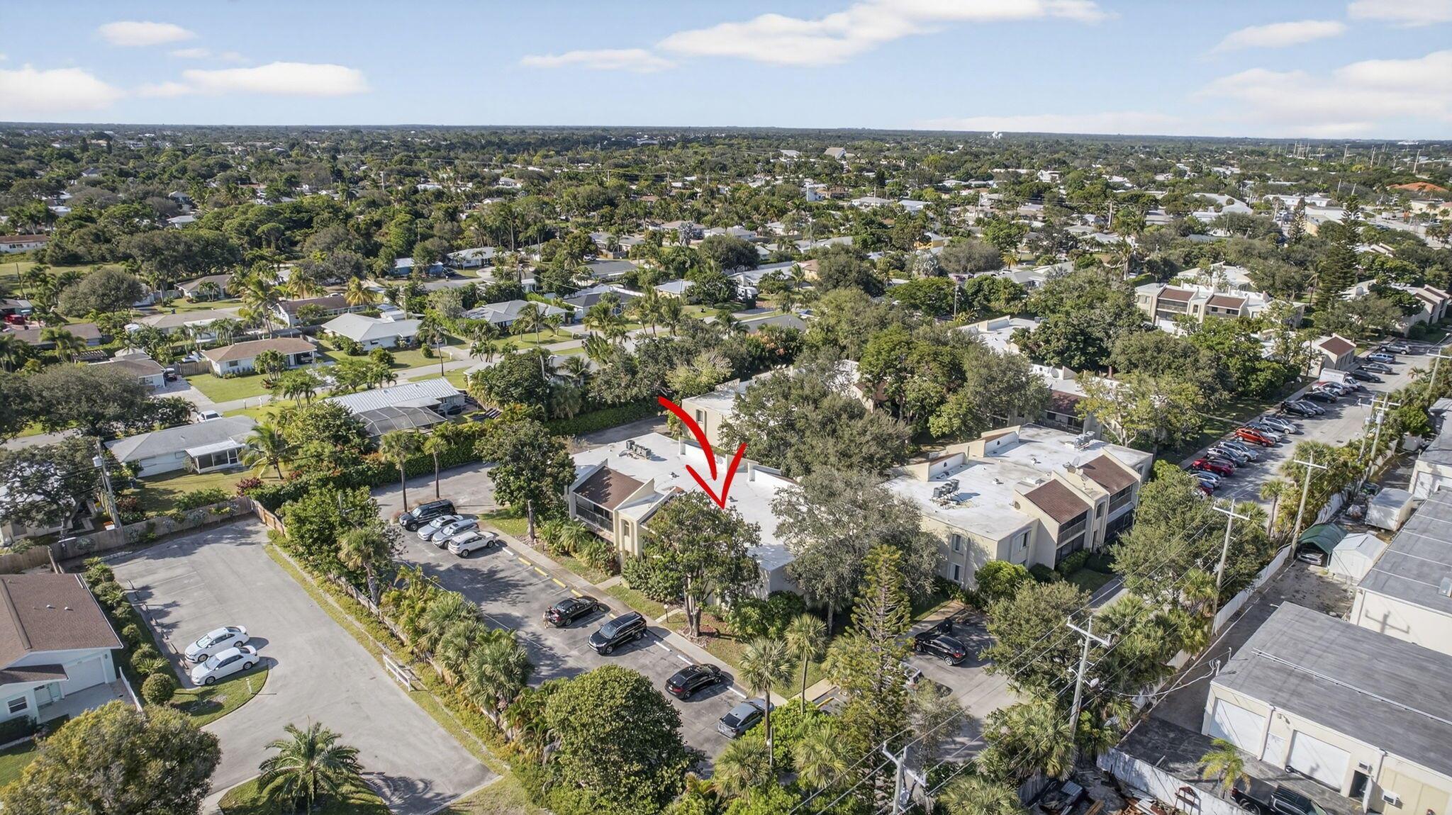 PINES OF JUPITER/TEQUESTA - Residential