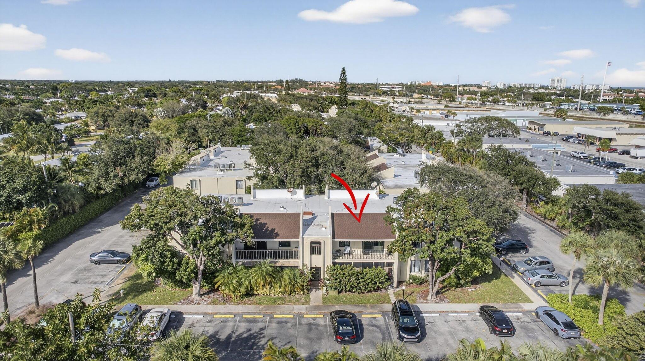 PINES OF JUPITER/TEQUESTA - Residential