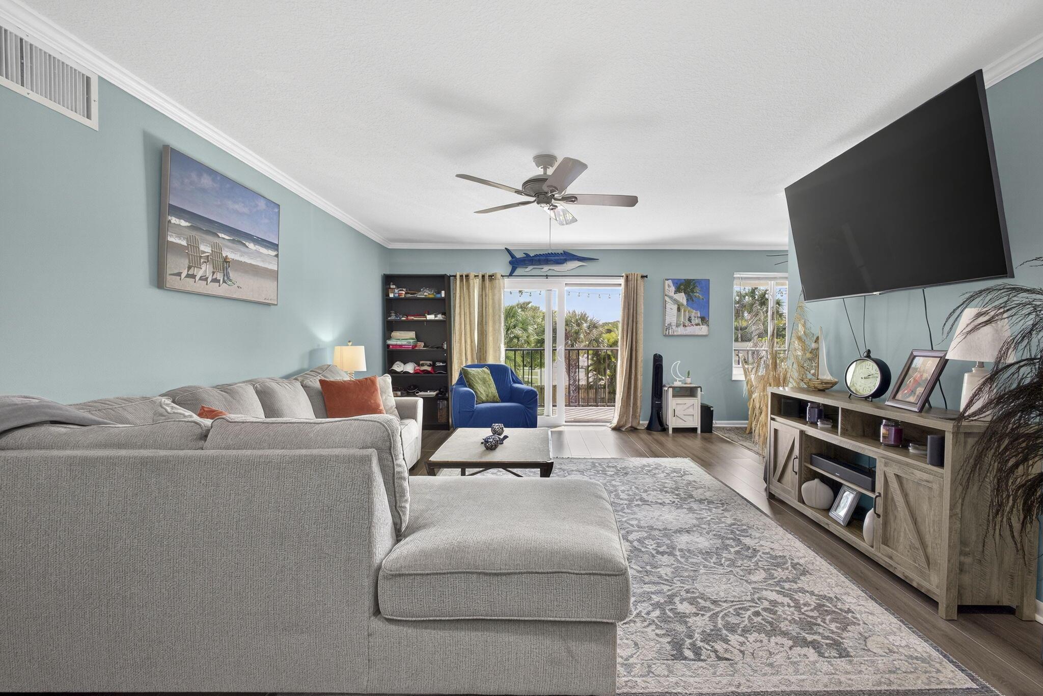 PINES OF JUPITER/TEQUESTA - Residential