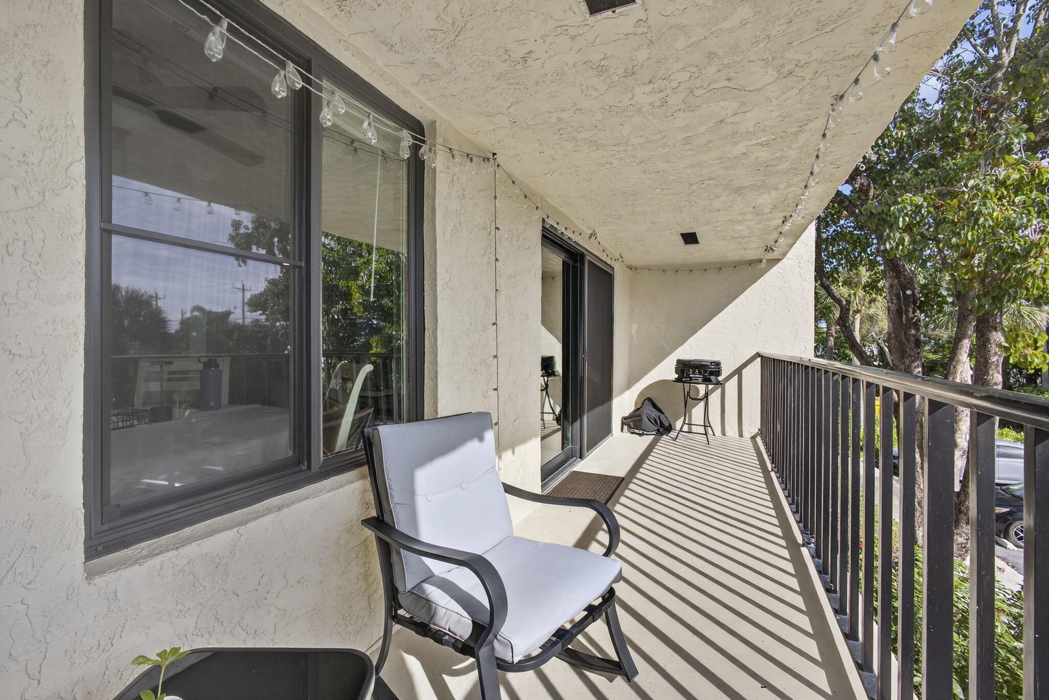 PINES OF JUPITER/TEQUESTA - Residential