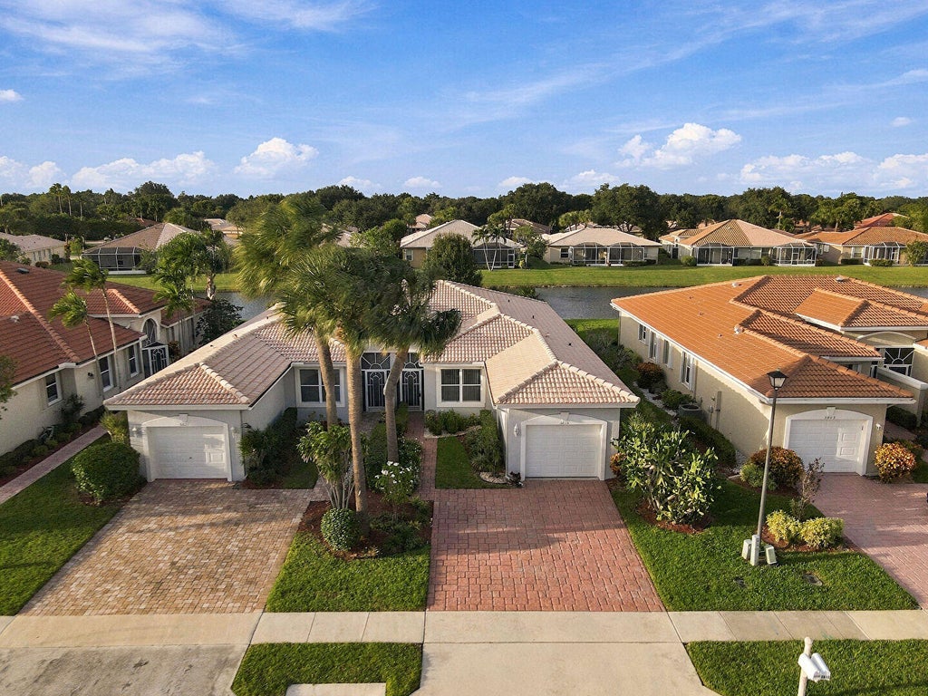 Photo of 5815 Island Reach Lane, Boynton Beach, FL 33437 (MLS # B26092633)