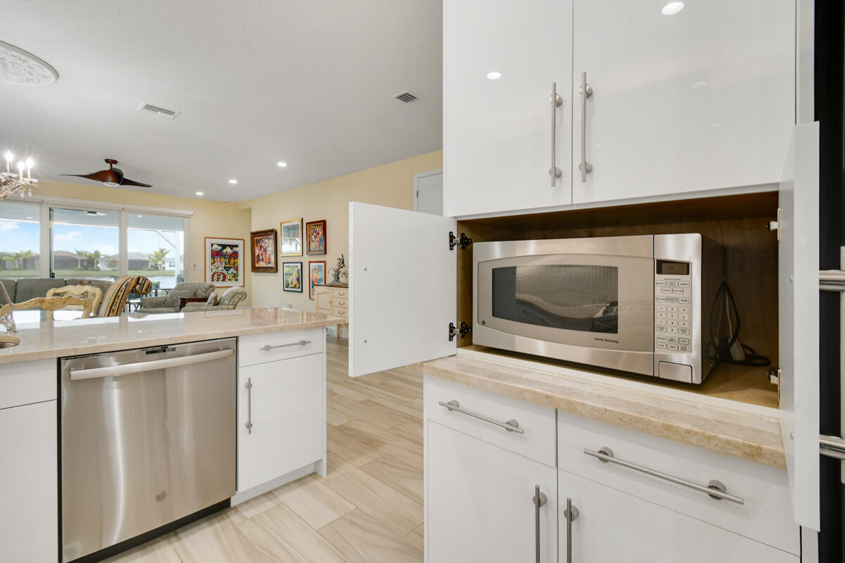 Valencia Cay - Residential