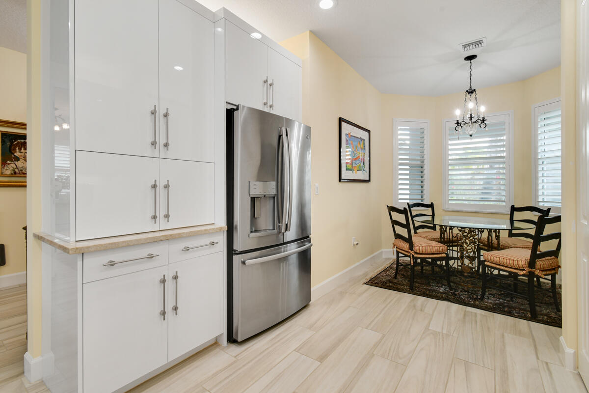 Valencia Cay - Residential