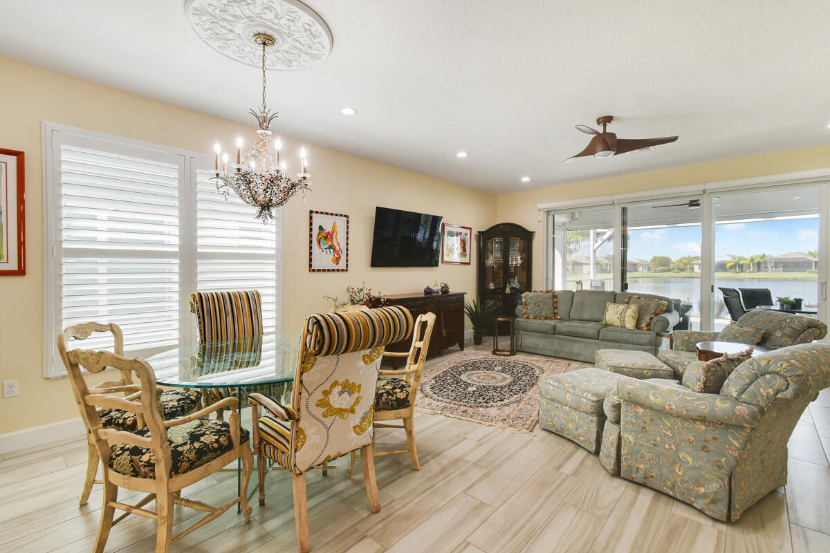 Valencia Cay - Residential