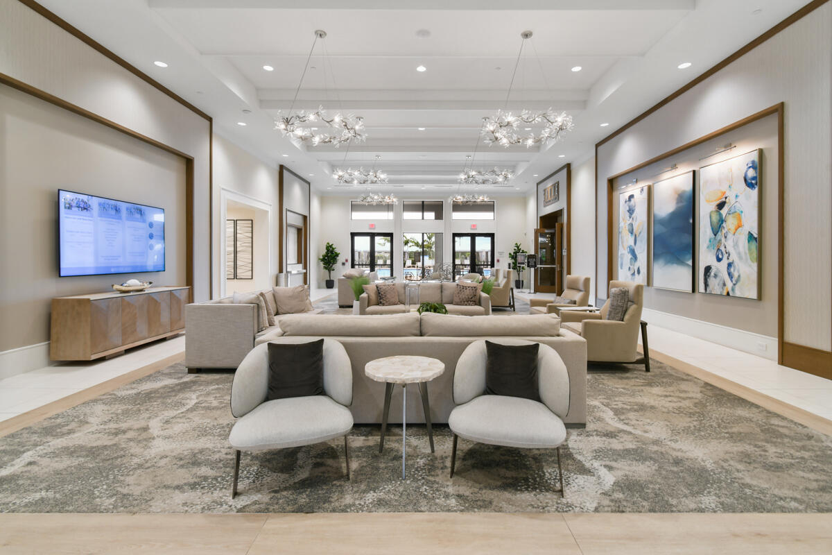 Valencia Cay - Residential