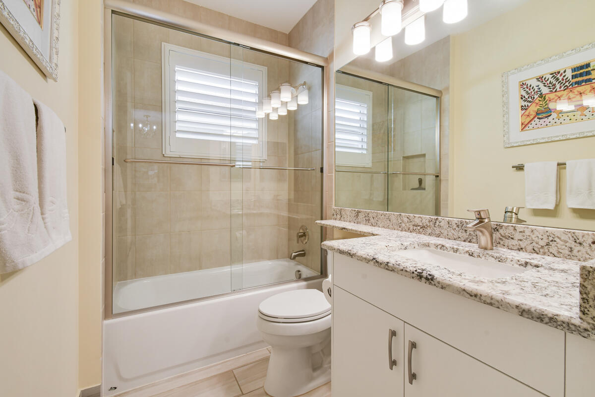 Valencia Cay - Residential