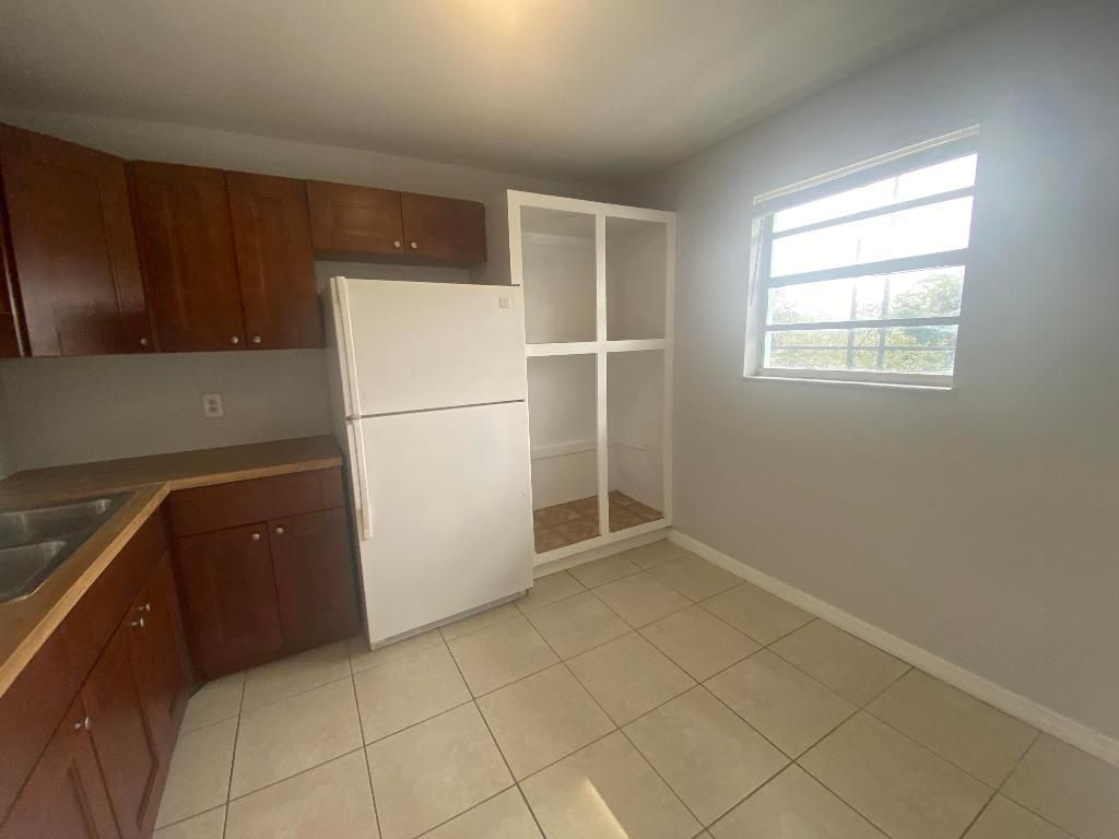 Photo of 3208 Louisiana Avenue #5, Fort Pierce, FL 34950 (MLS # R10951549)