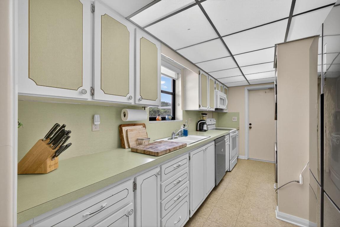 TURTLE CREEK APARTMENT BUILDINGS CONDO - Residential