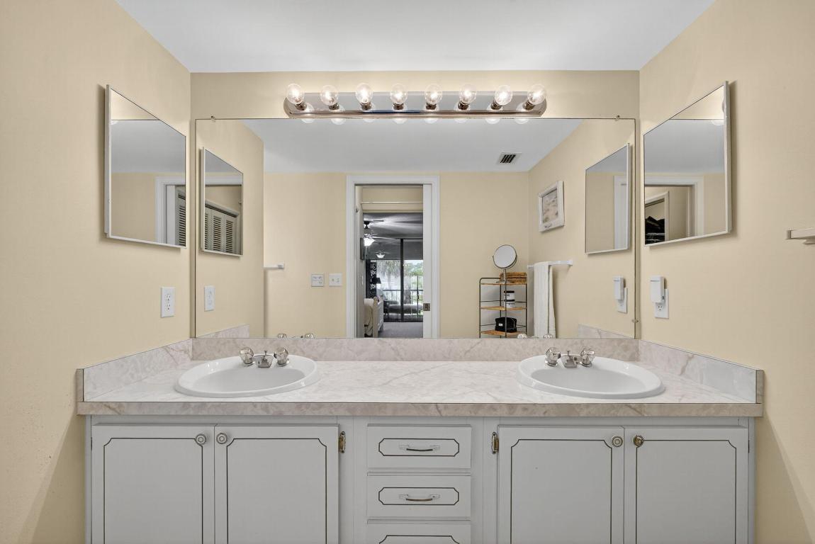 TURTLE CREEK APARTMENT BUILDINGS CONDO - Residential