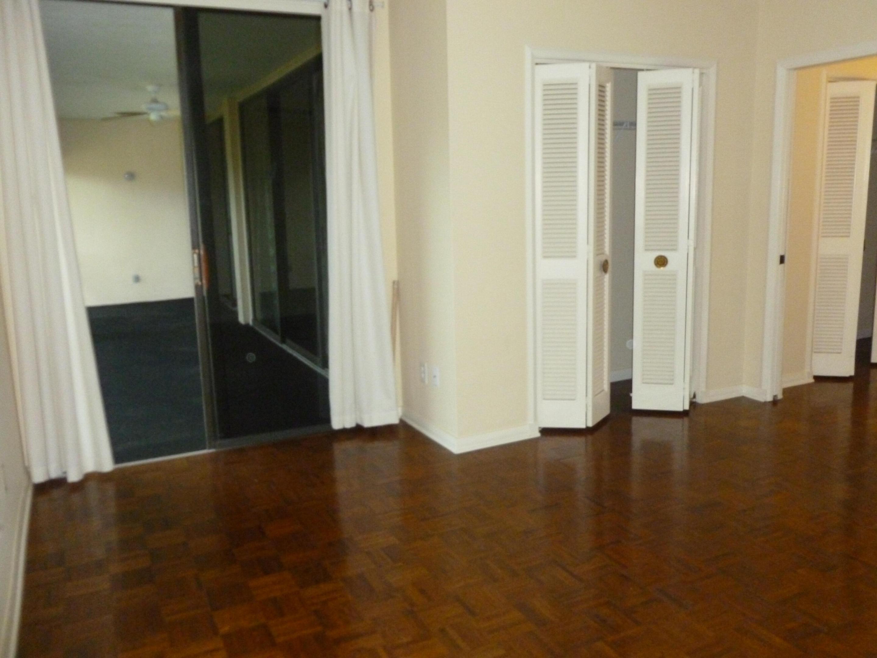 TURTLE CREEK APARTMENT BUILDINGS CONDO - Residential