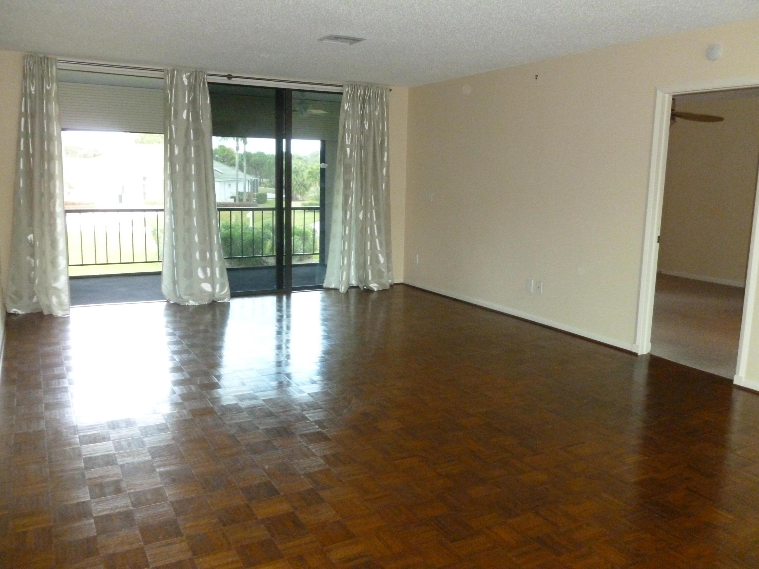 TURTLE CREEK APARTMENT BUILDINGS CONDO - Residential