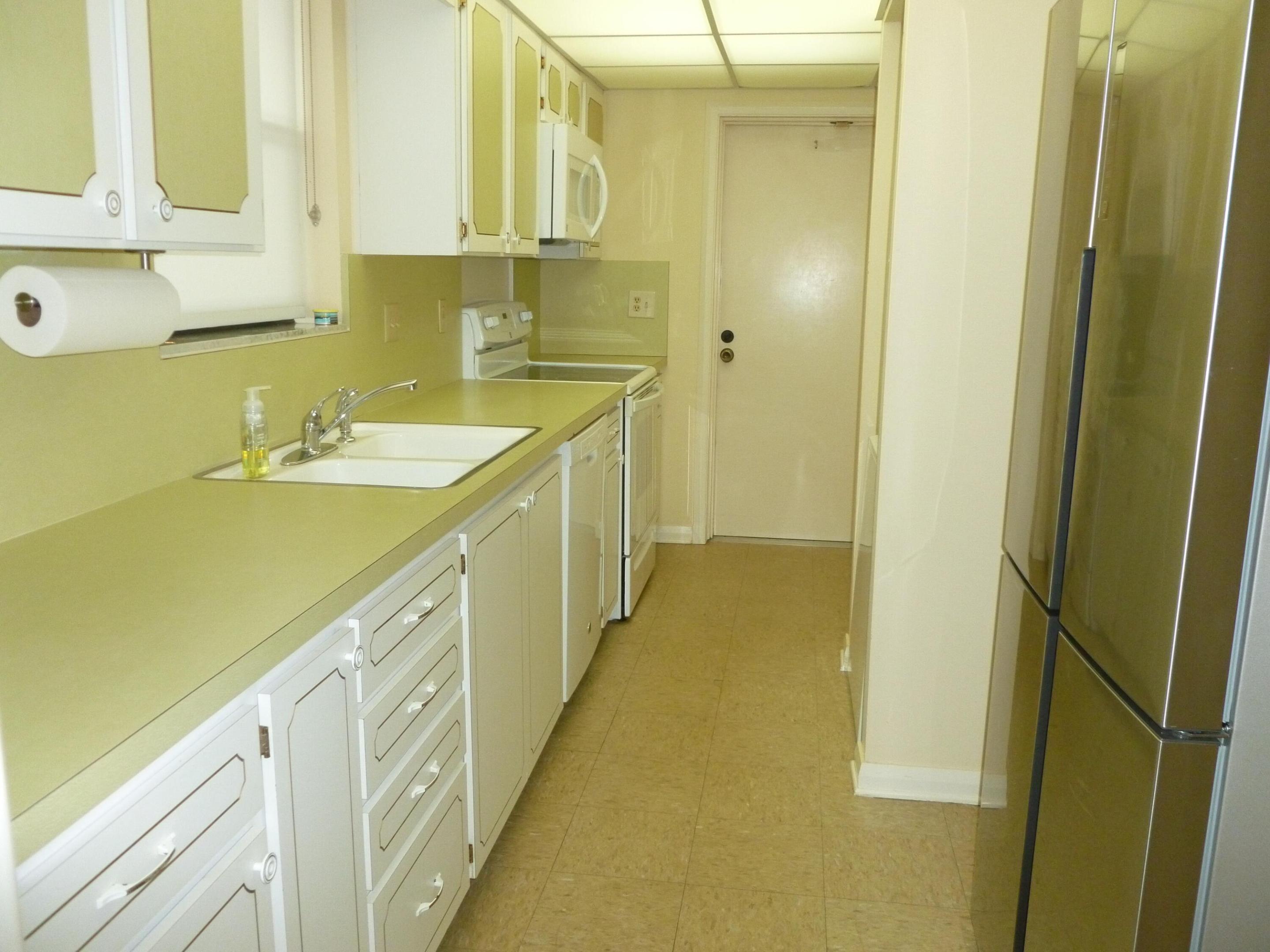 TURTLE CREEK APARTMENT BUILDINGS CONDO - Residential