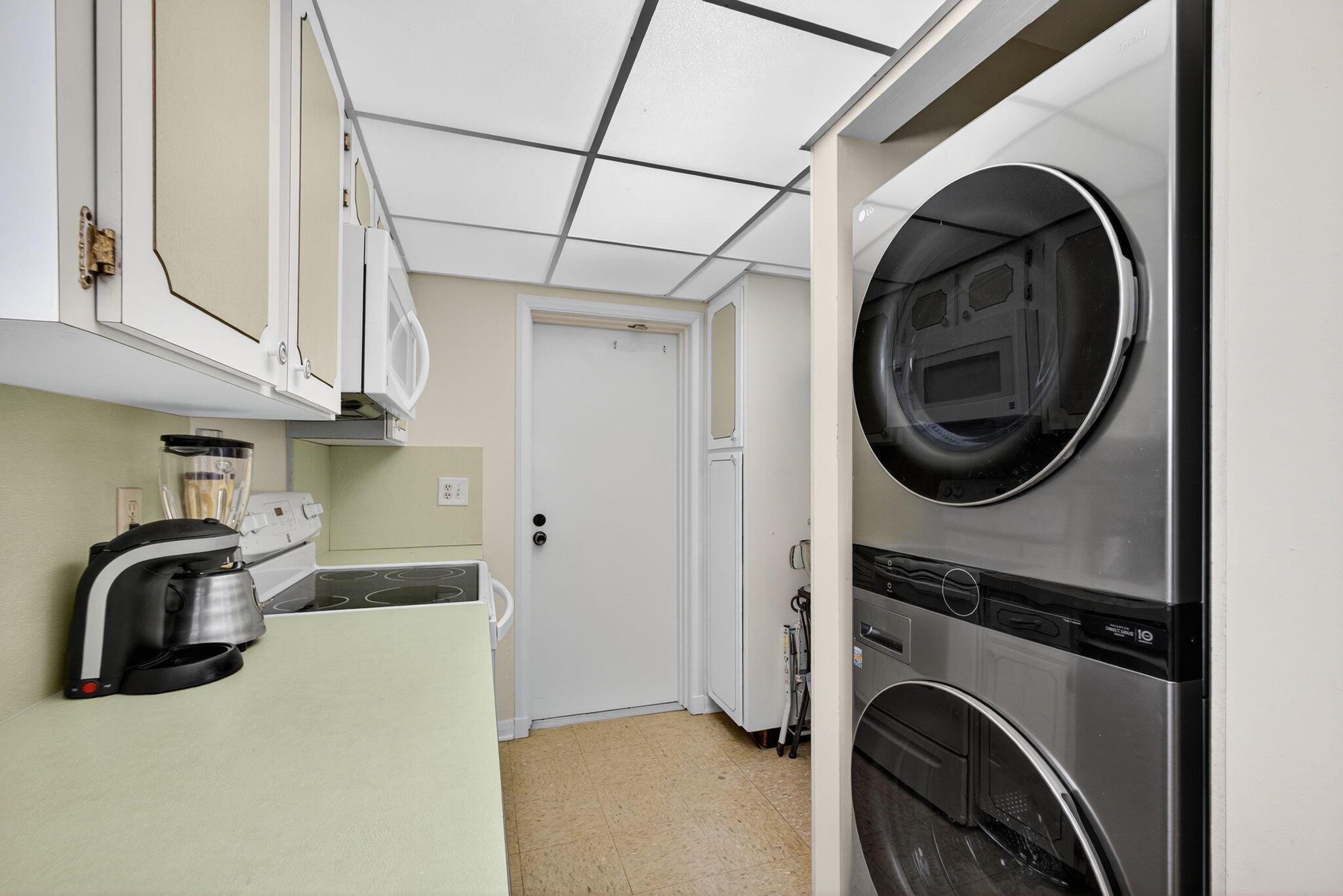 TURTLE CREEK APARTMENT BU - Residential