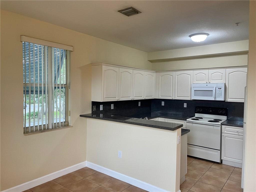 Courtyards at Jacaranda - Residential