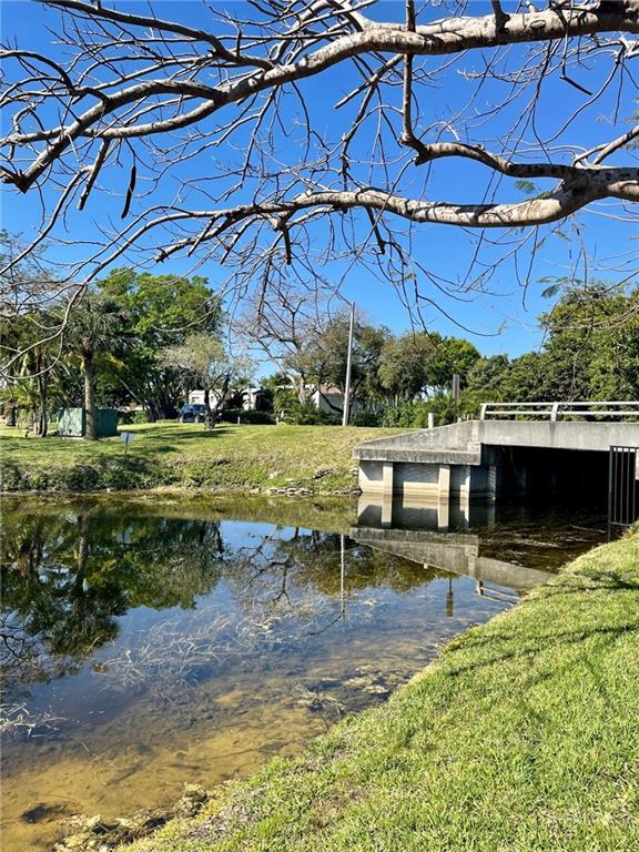 Courtyards at Jacaranda - Residential