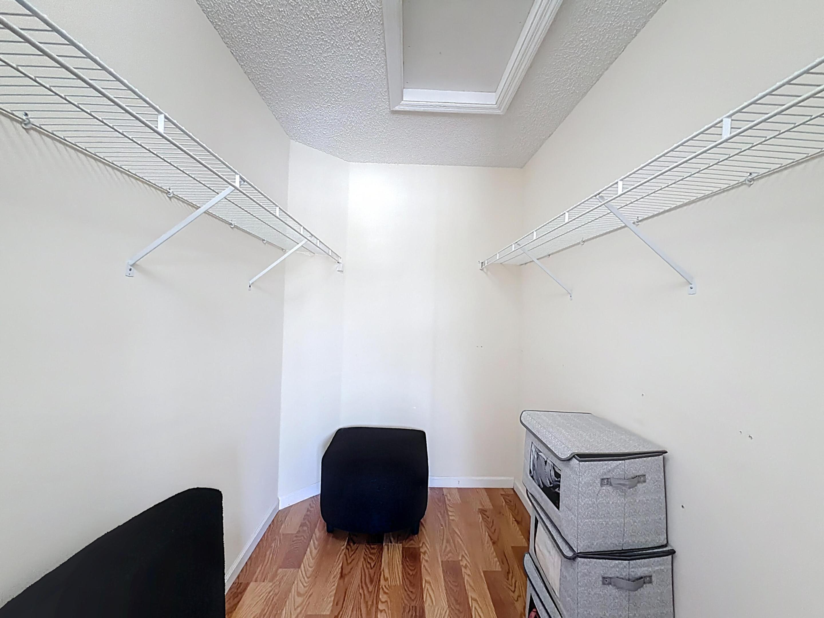 SAWGRASS EXCHANGE PLAT - Residential Lease