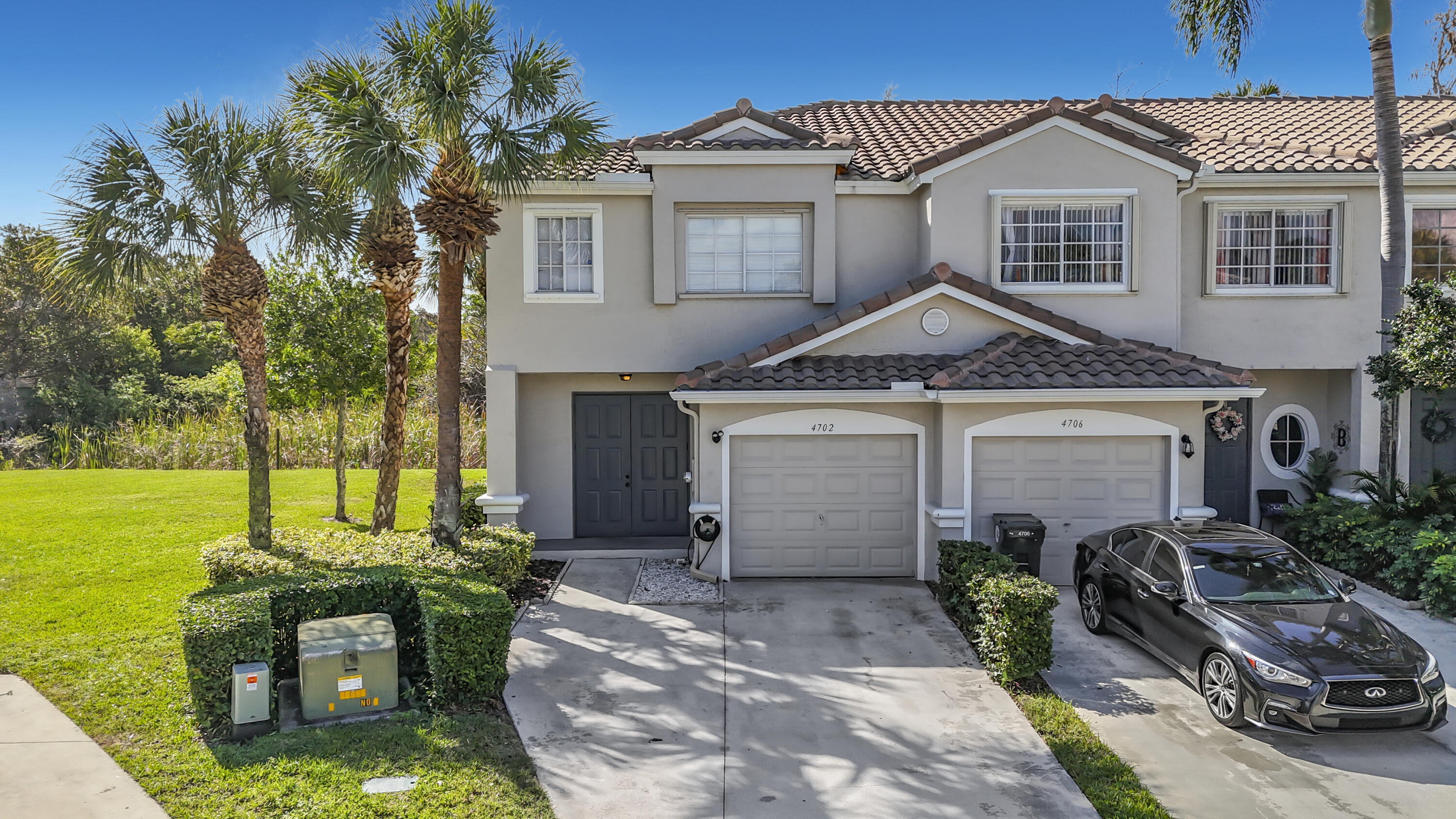 SAWGRASS EXCHANGE PLAT - Residential Lease