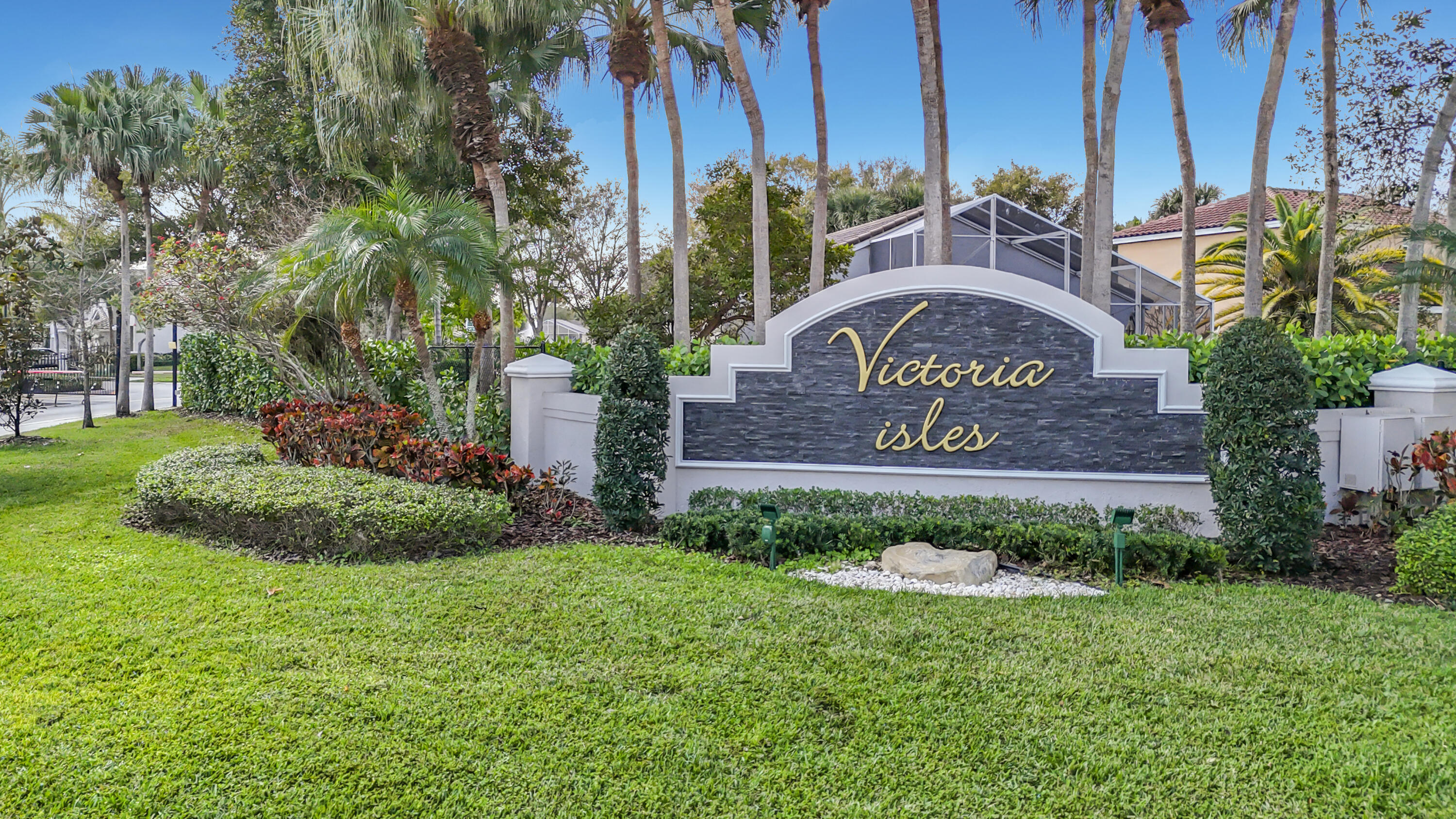 SAWGRASS EXCHANGE PLAT - Residential Lease