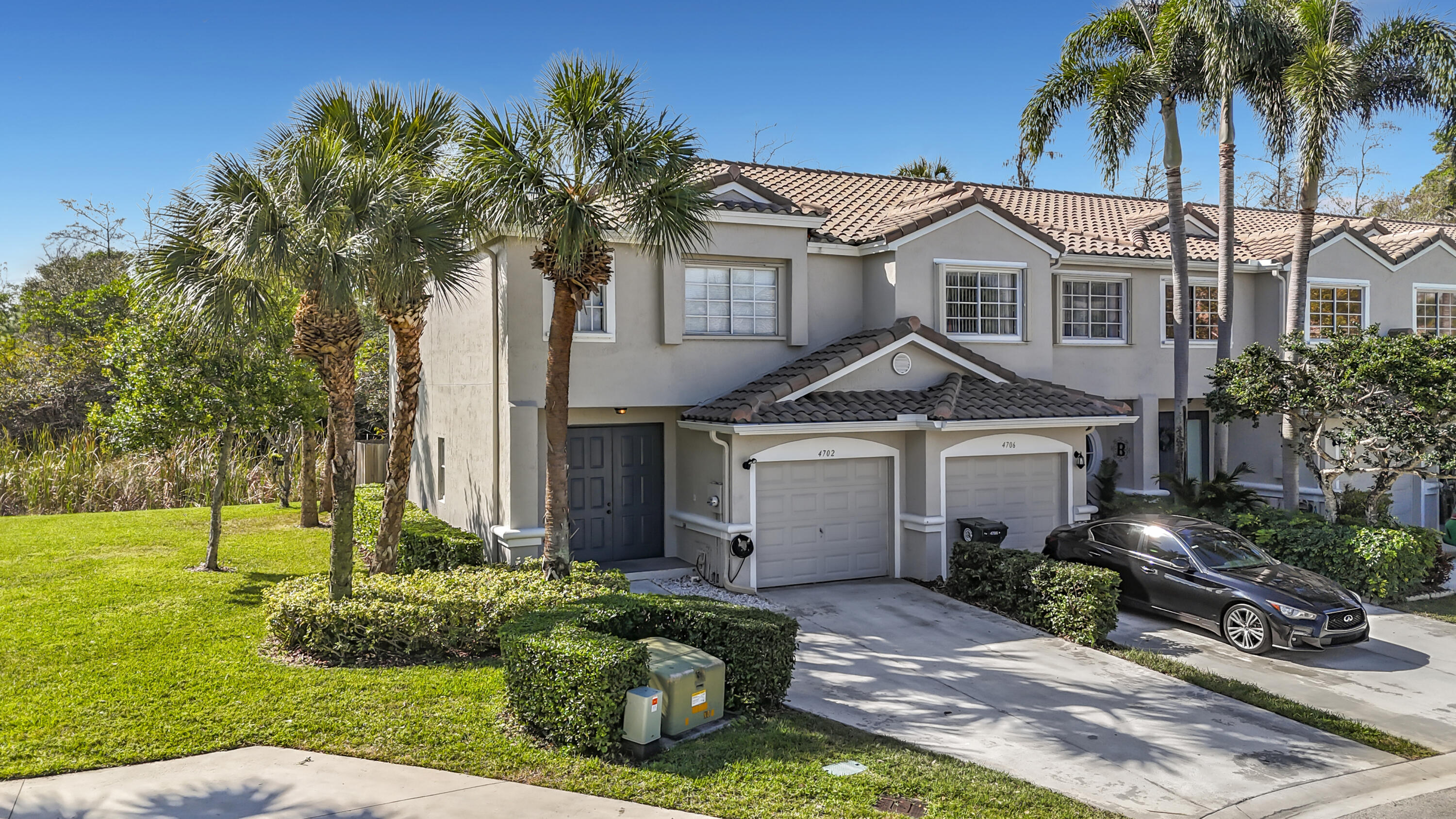 SAWGRASS EXCHANGE PLAT - Residential Lease