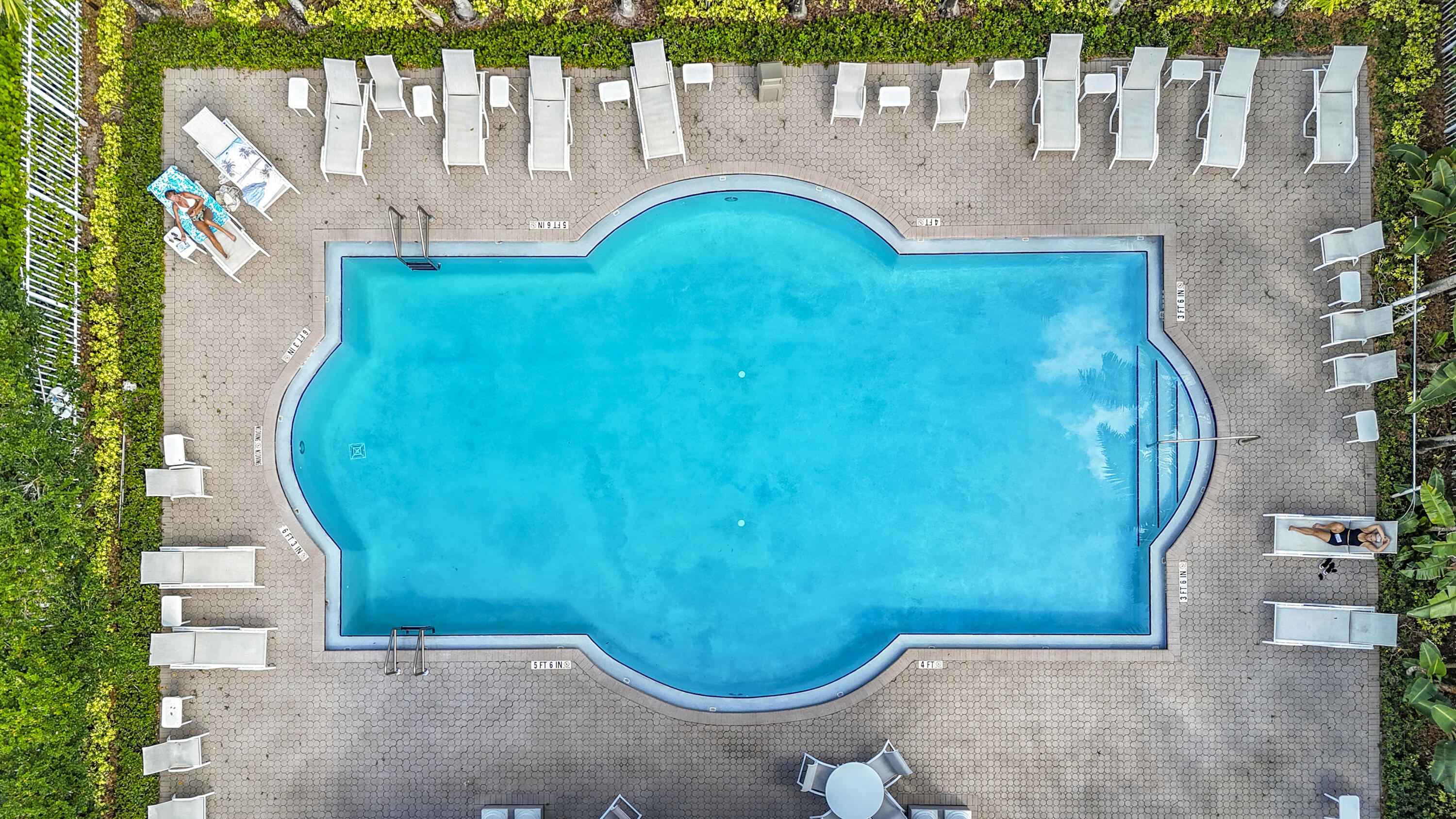 SAWGRASS EXCHANGE PLAT - Residential Lease