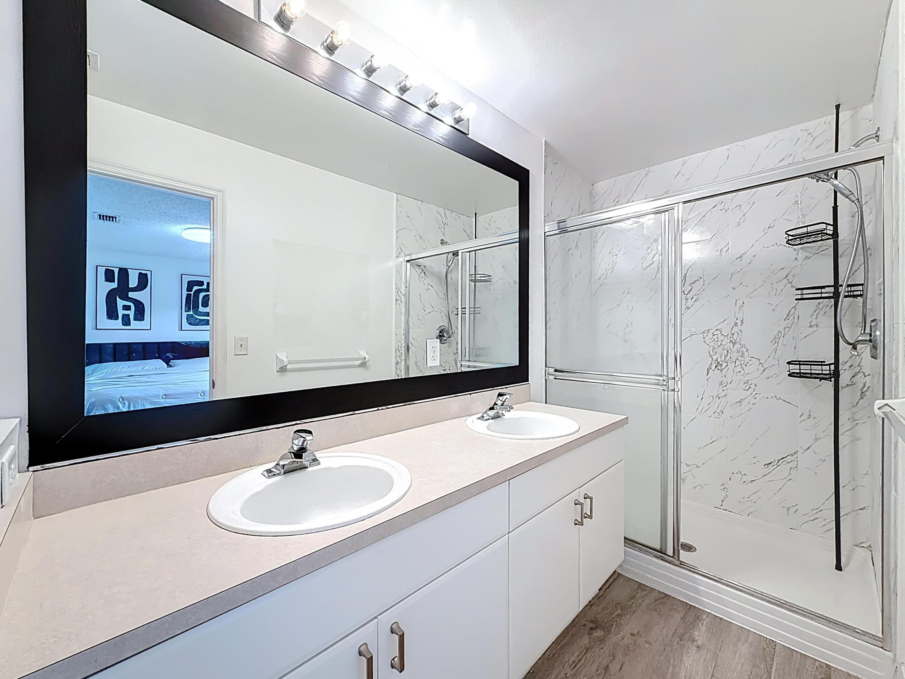 SAWGRASS EXCHANGE PLAT - Residential Lease