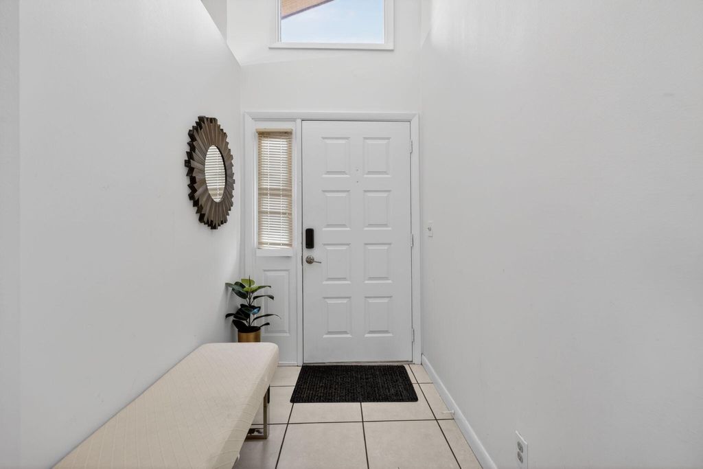 Photo of 102 Maplecrest Circle, Jupiter, FL 33458 (MLS # B26015457)