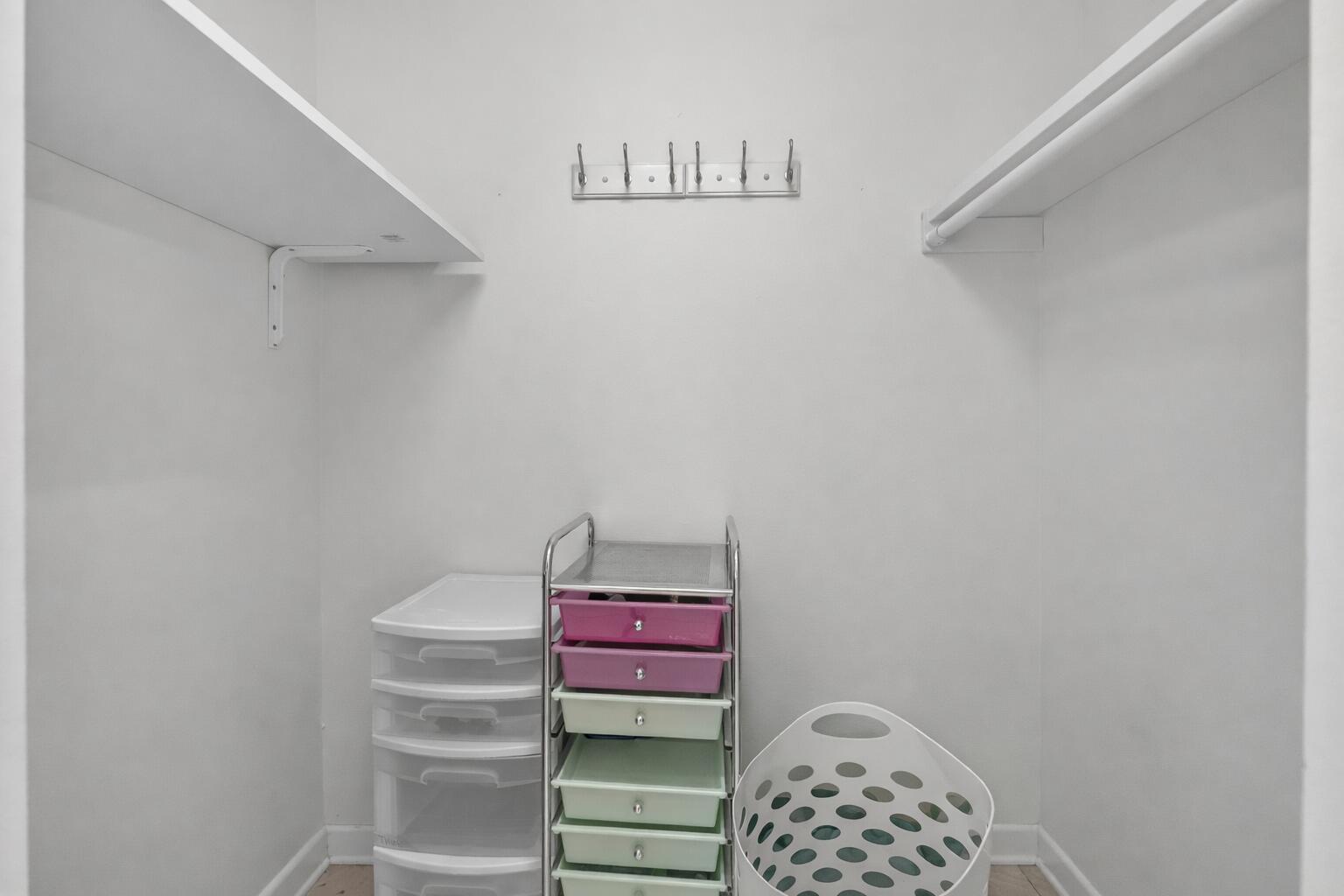 MAPLECREST - Residential