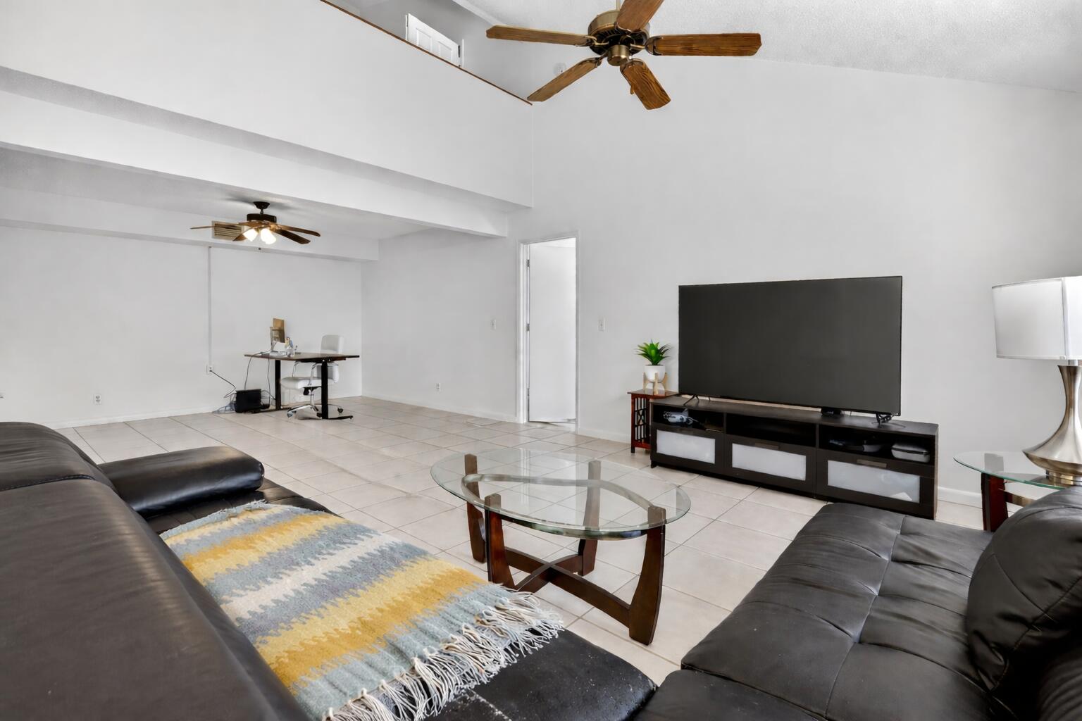 MAPLECREST - Residential