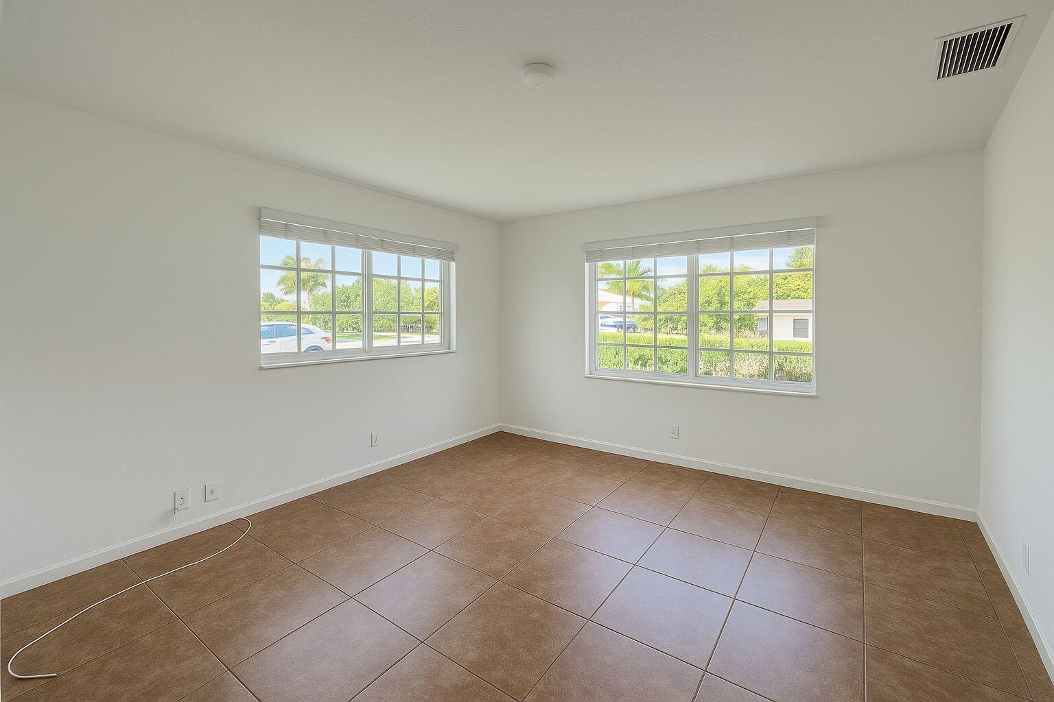 1671 NE 33rd Street 1